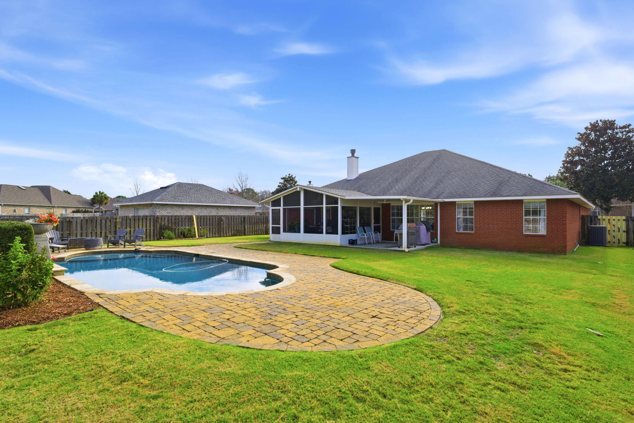 WOODLAWN HEIGHTS - Residential