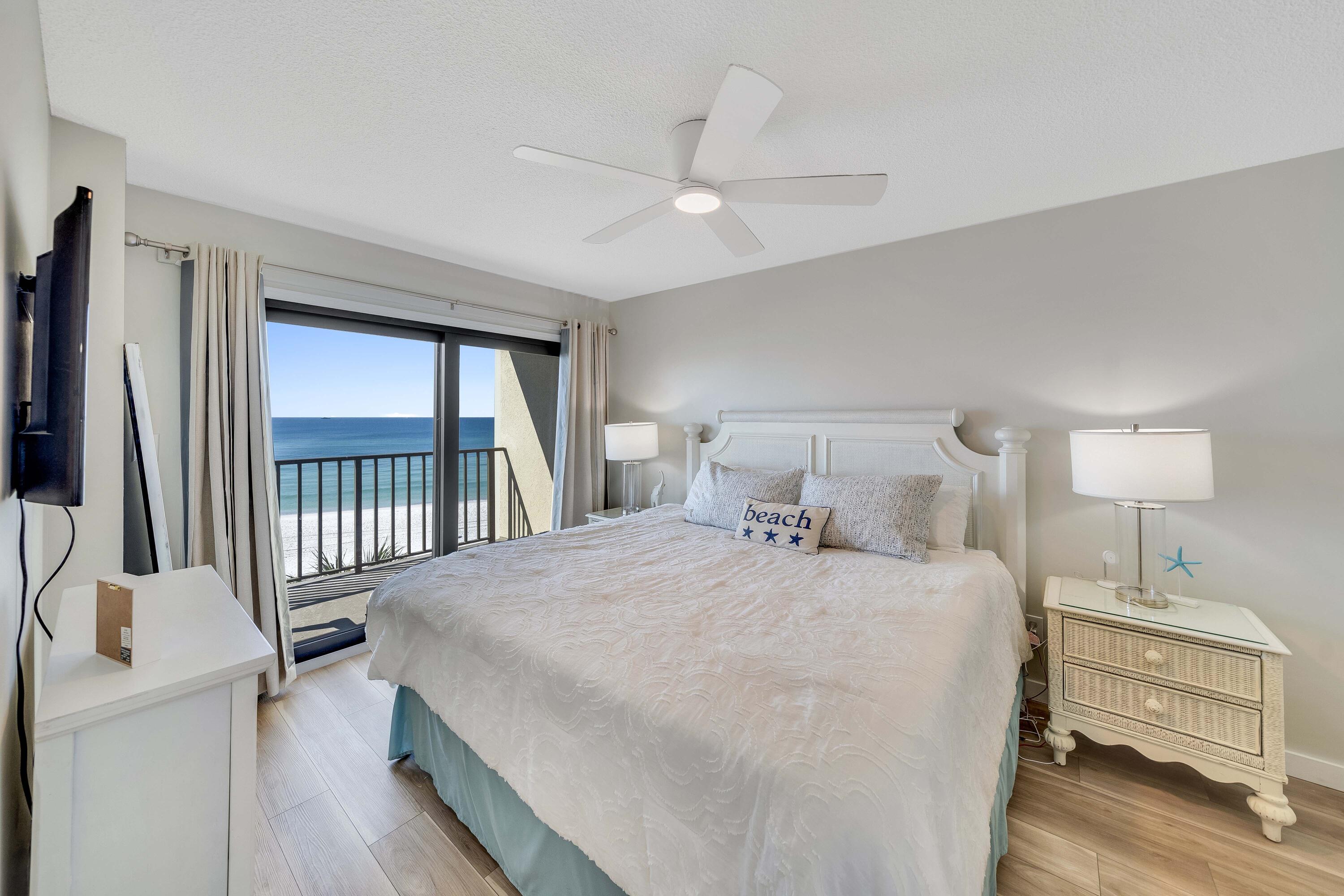 The Commodore - Residential