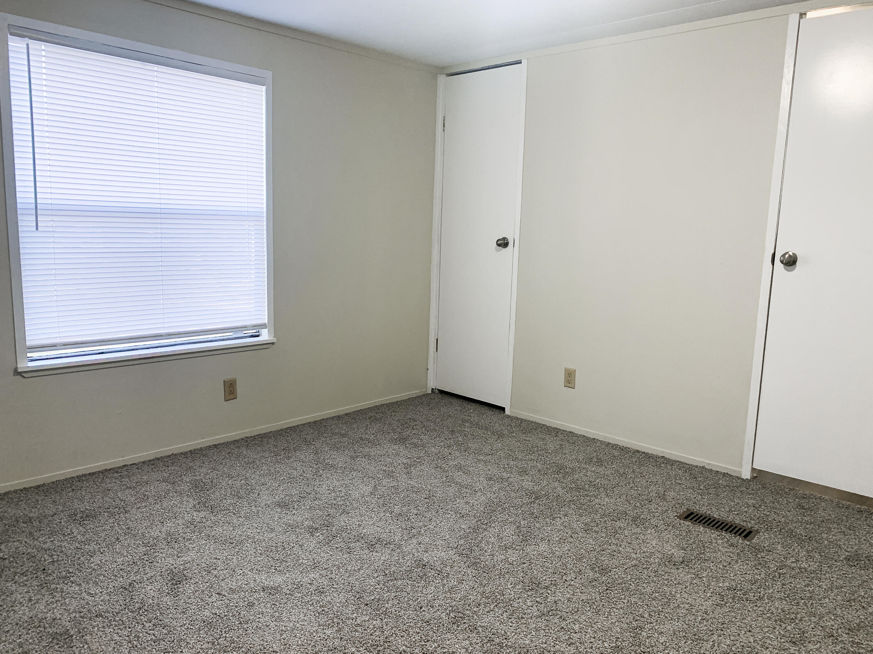Blue Gill Loop - Residential Lease