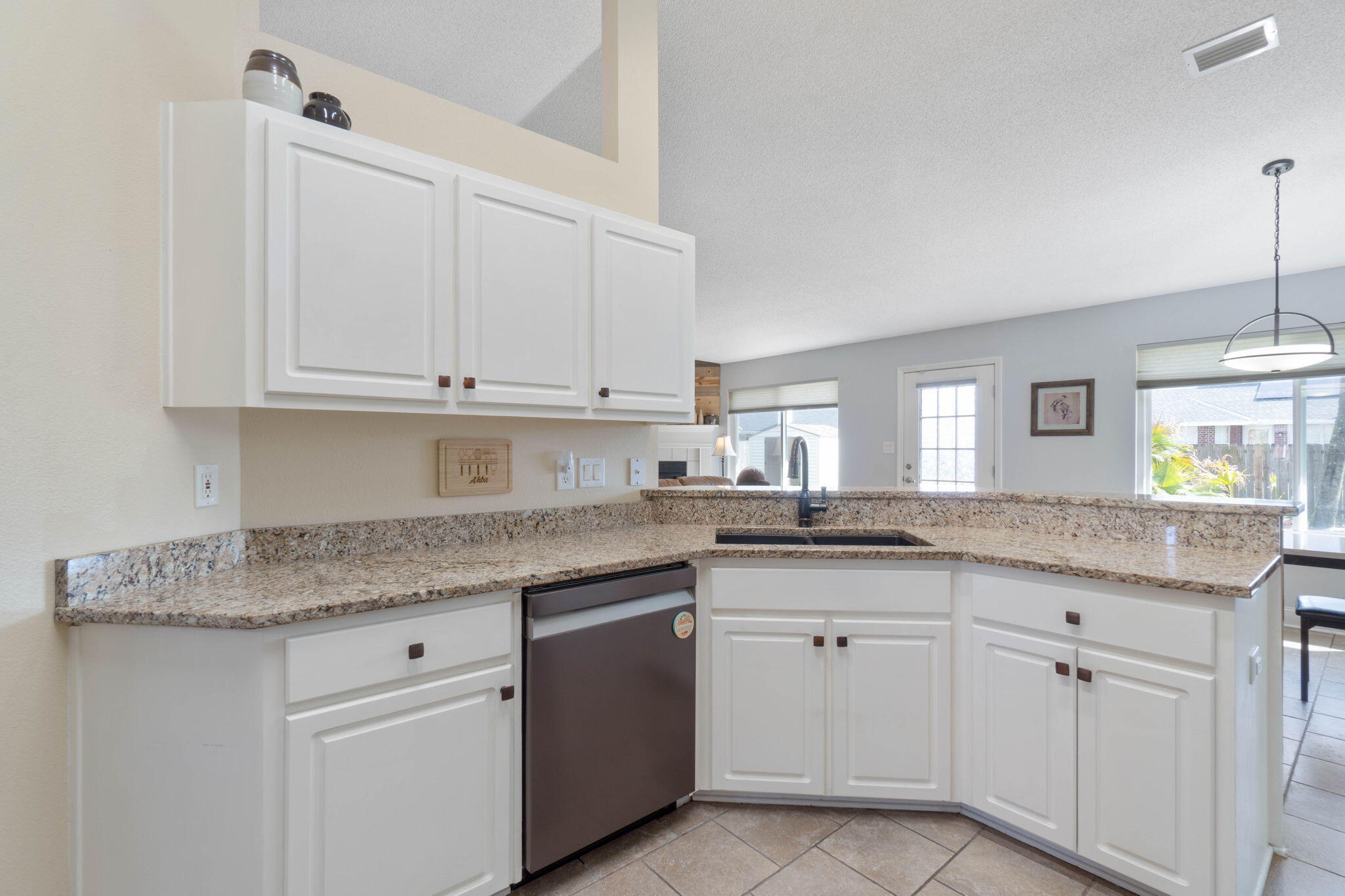 HAMPTON RIDGE ESTATES - Residential