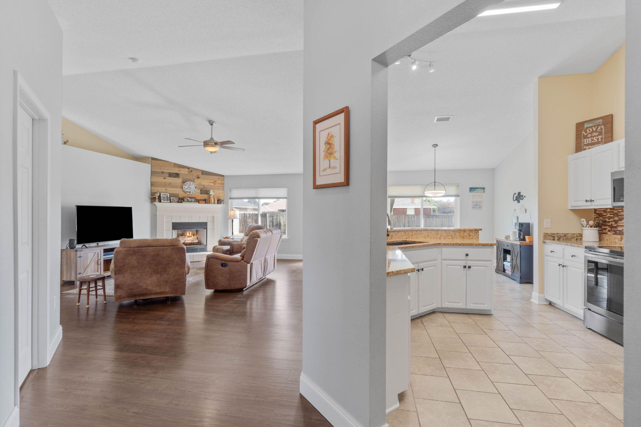 HAMPTON RIDGE ESTATES - Residential