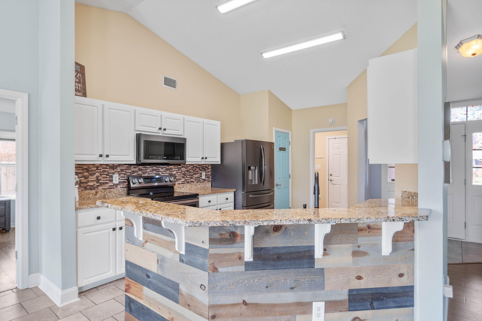 HAMPTON RIDGE ESTATES - Residential
