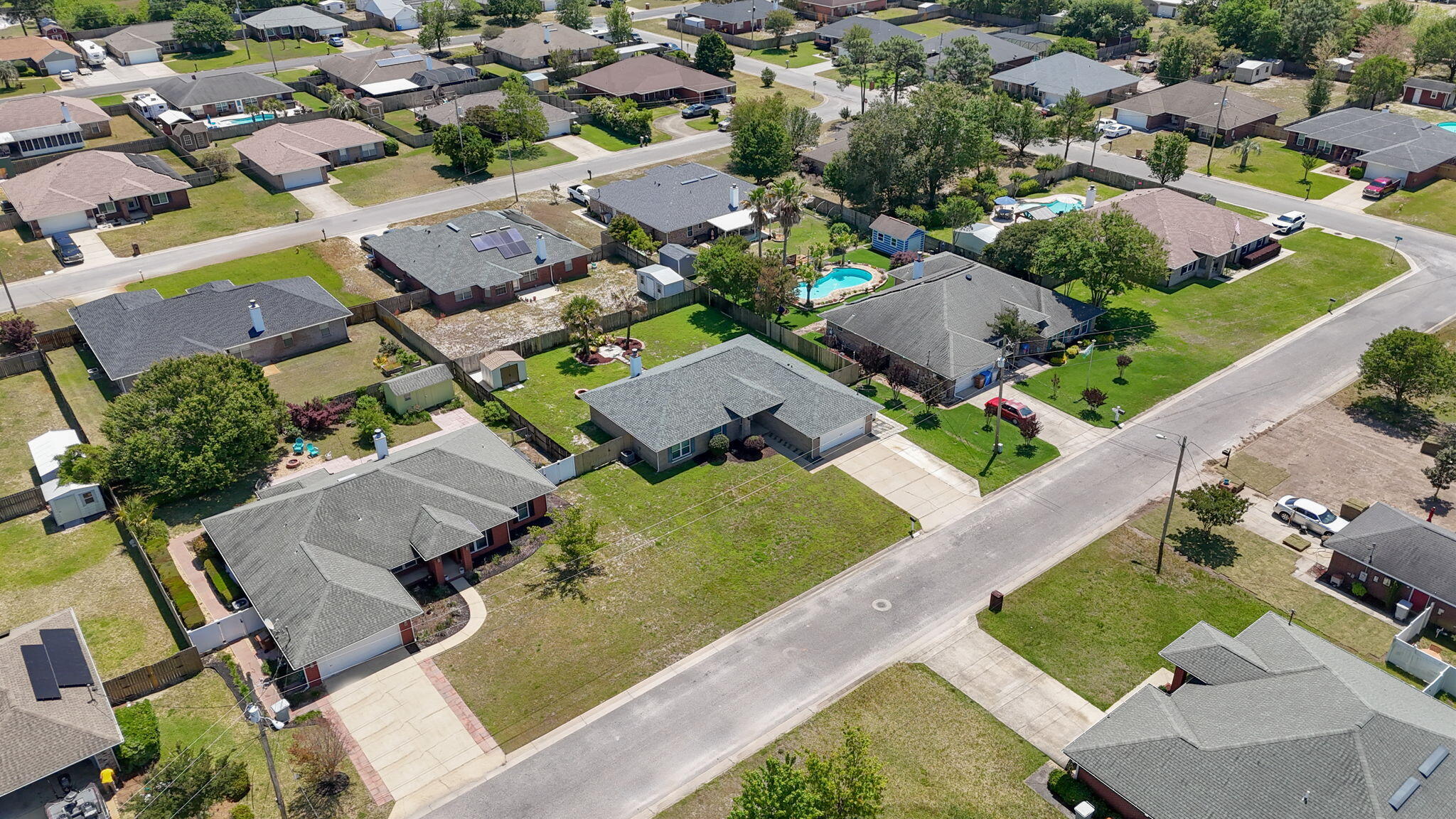 HAMPTON RIDGE ESTATES - Residential