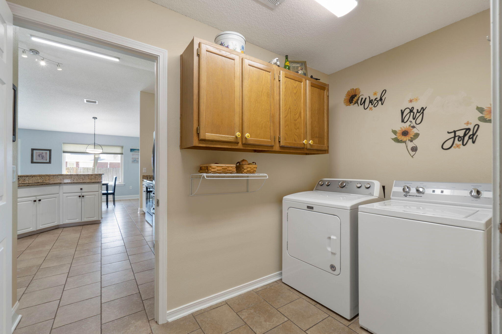 HAMPTON RIDGE ESTATES - Residential