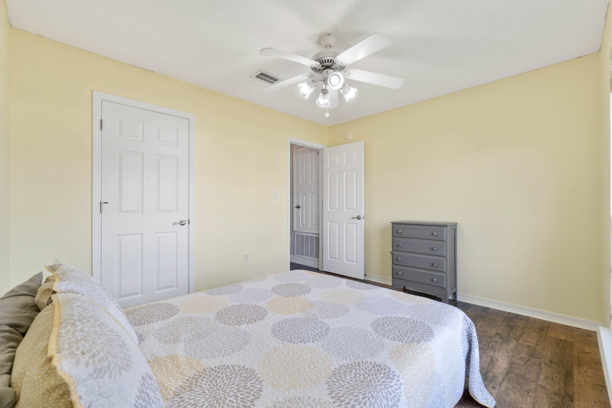 HAMPTON RIDGE ESTATES - Residential