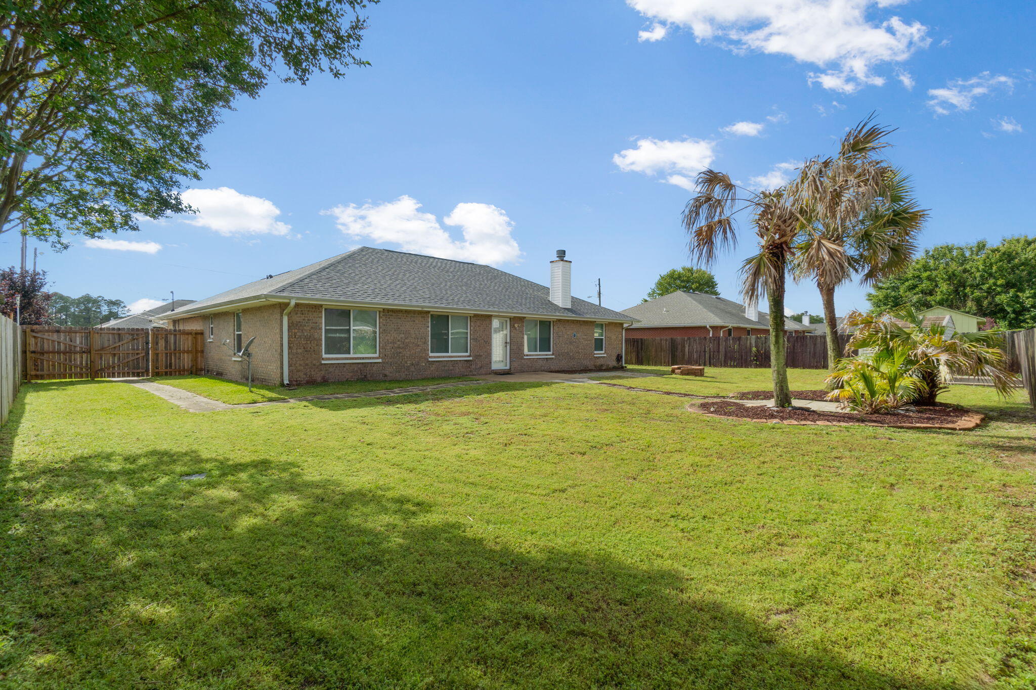 HAMPTON RIDGE ESTATES - Residential