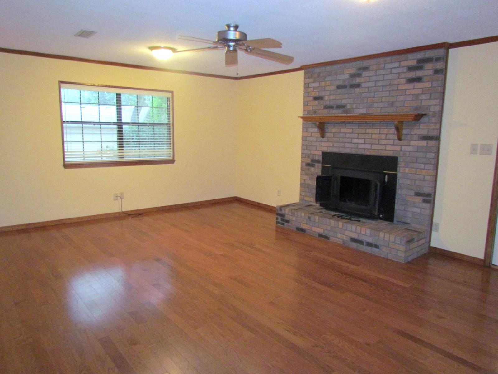 WHISPERWOOD ESTATES - Residential Lease