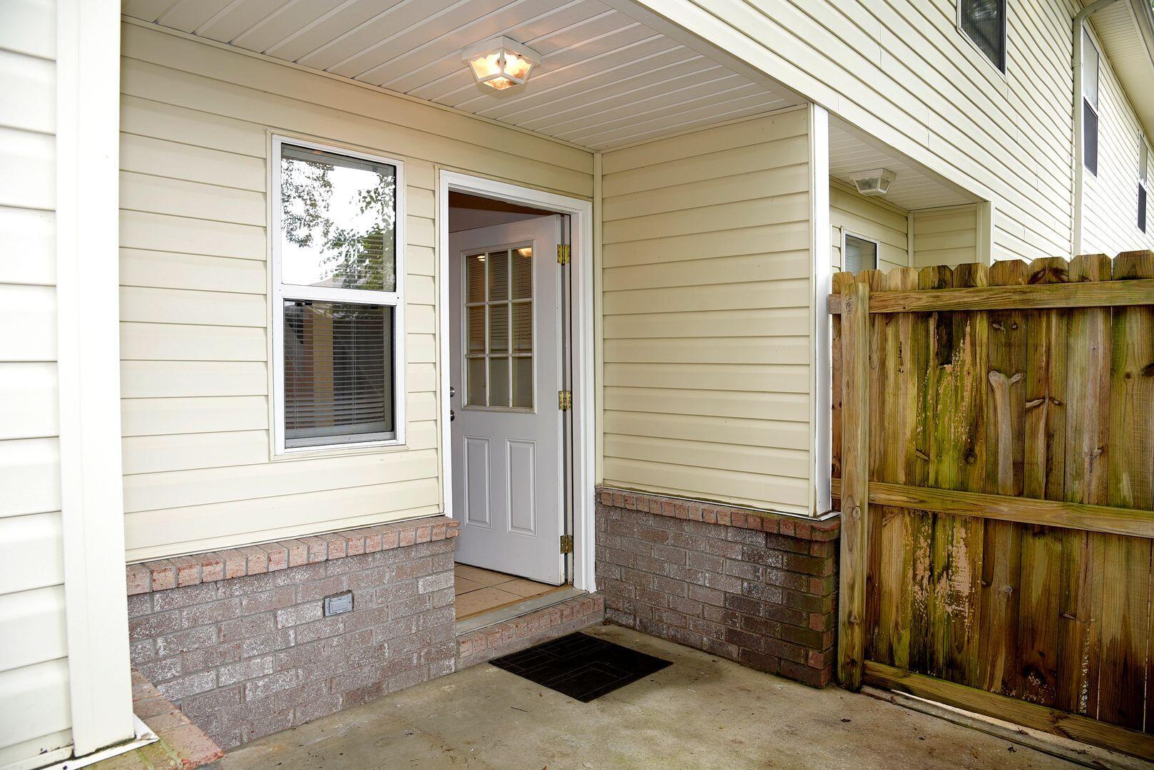 SHAY-LIN T/H - Residential Lease