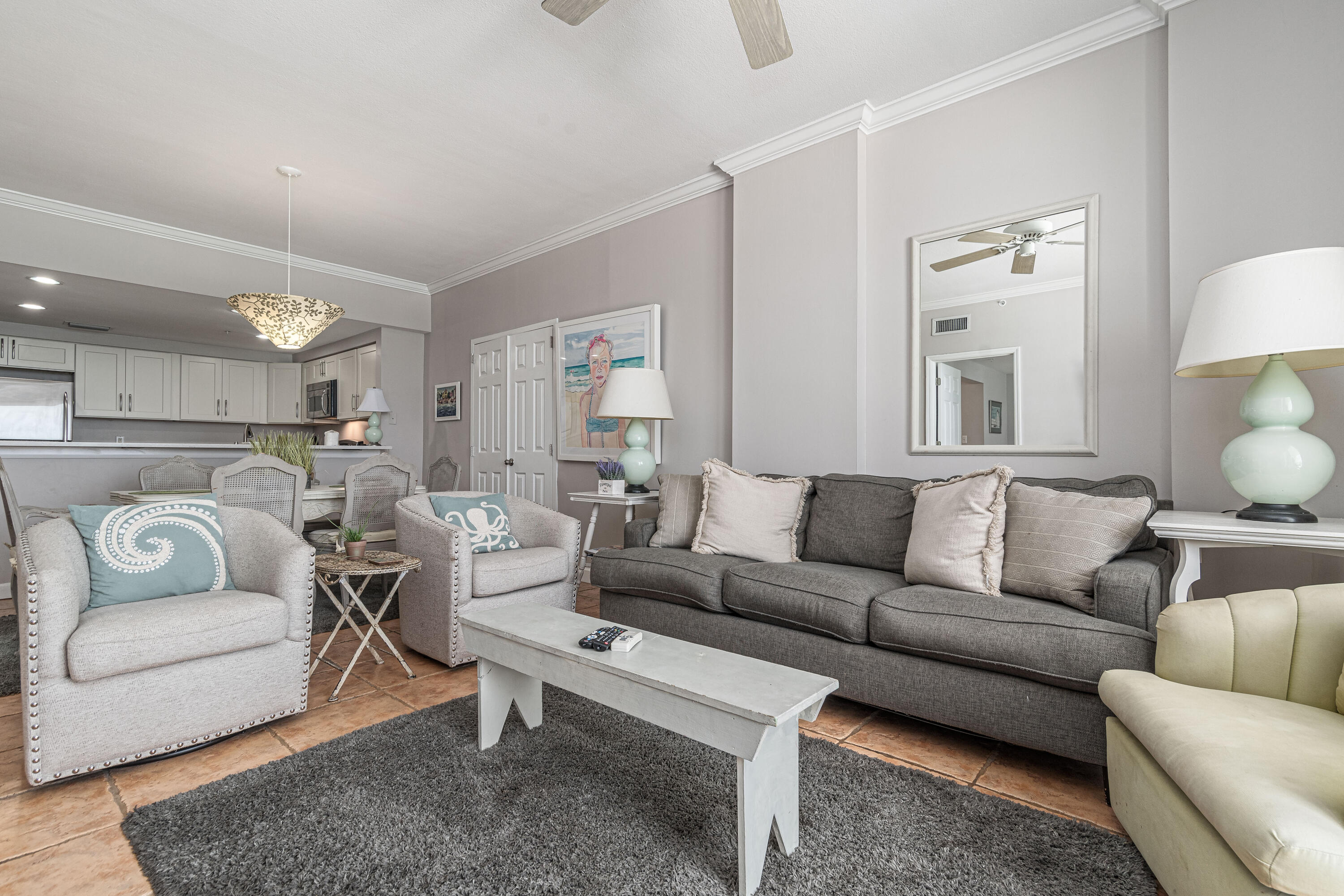 SUMMERCHASE CONDO

Inn at Crystal Beach - Residential