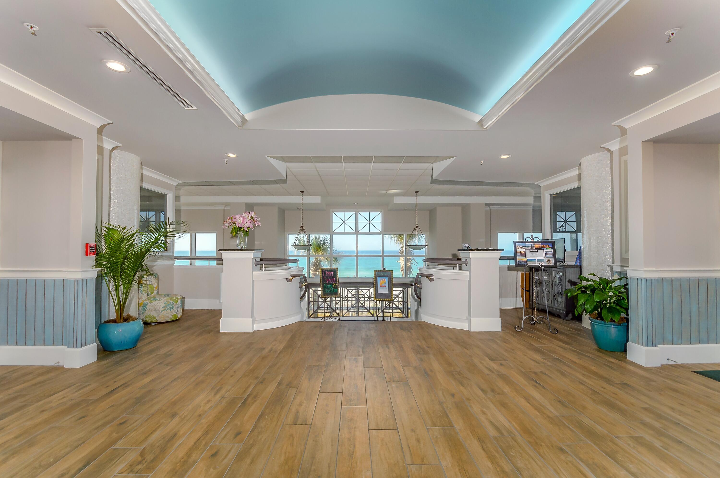 SUMMERCHASE CONDO

Inn at Crystal Beach - Residential