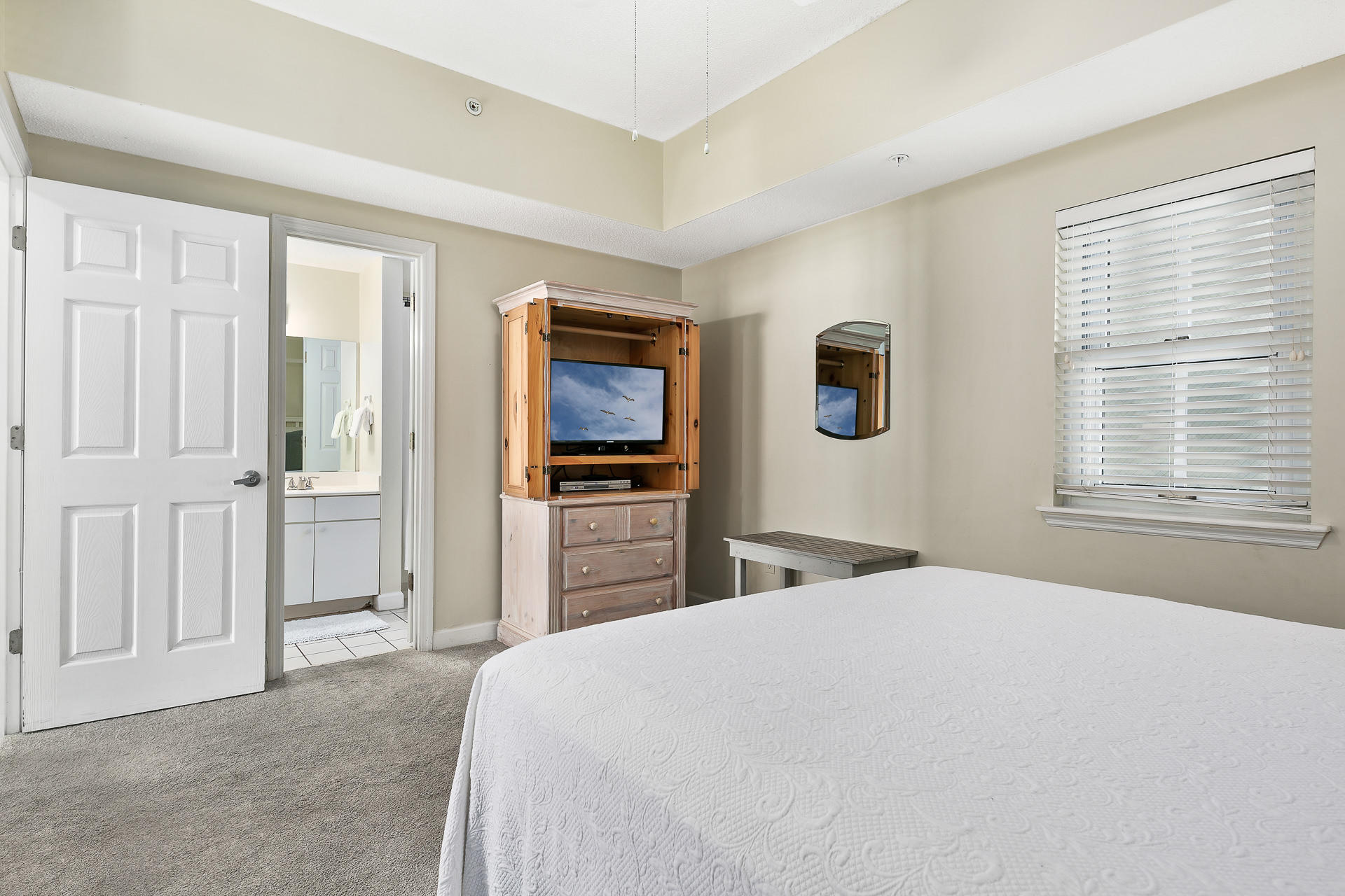SUMMERCHASE CONDO

Inn at Crystal Beach - Residential