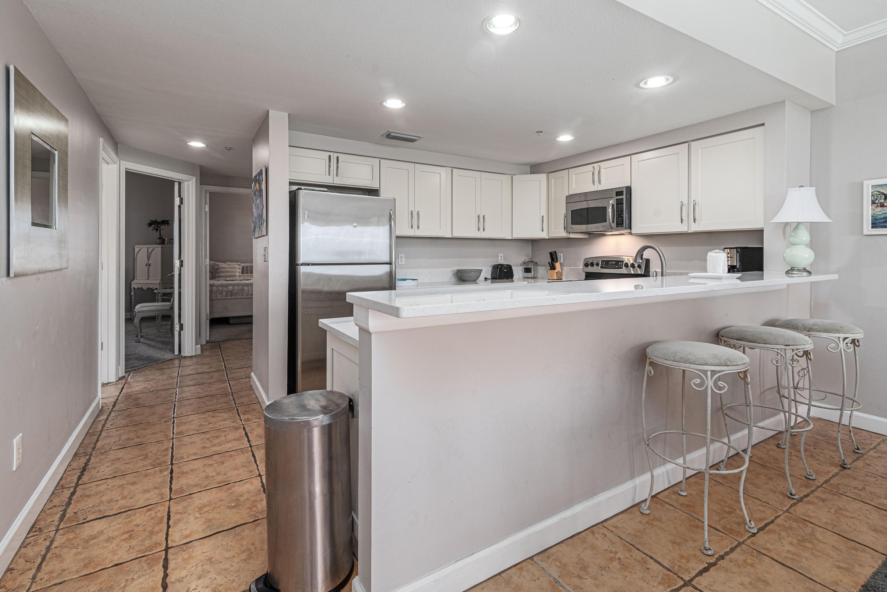 SUMMERCHASE CONDO

Inn at Crystal Beach - Residential