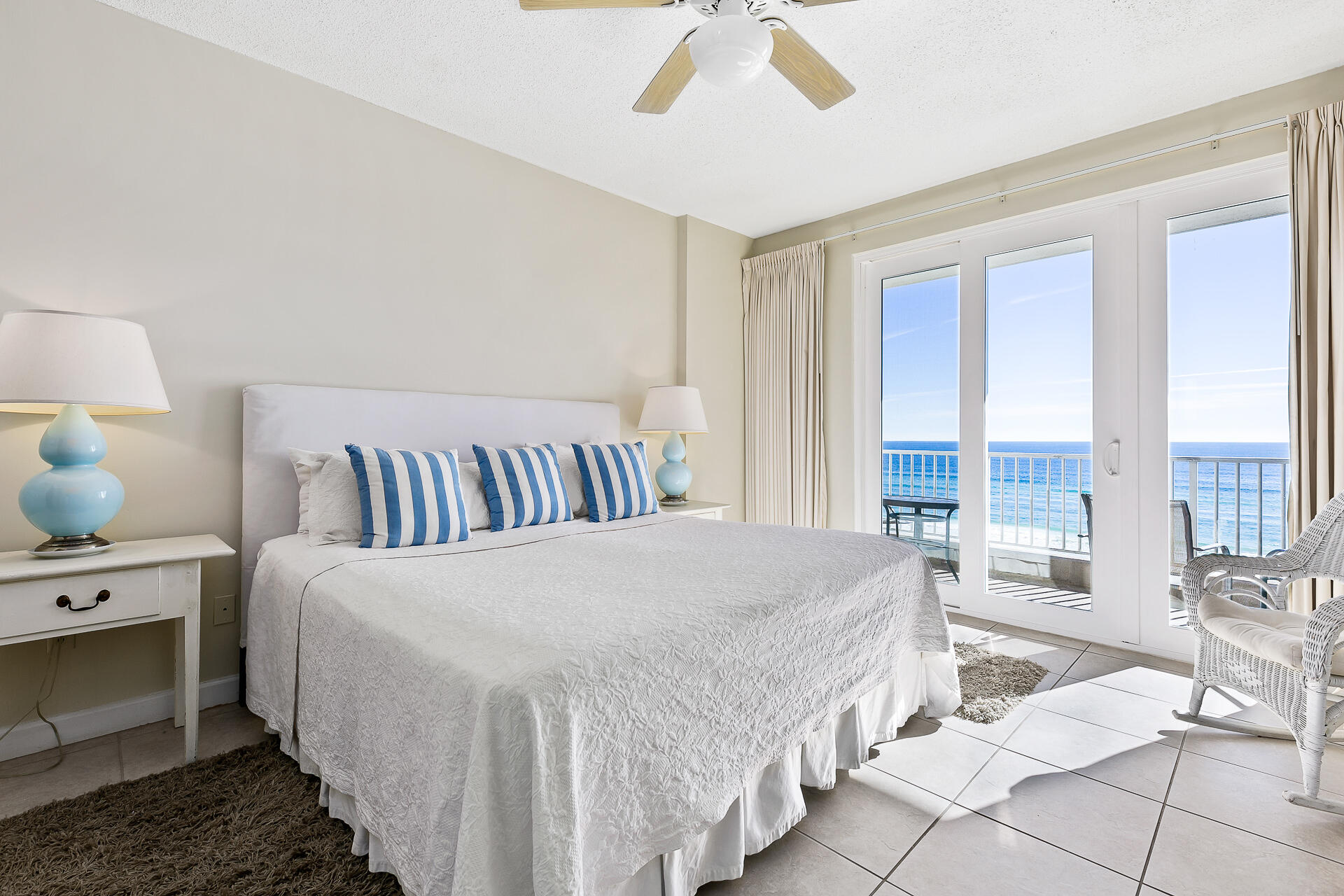 SUMMERCHASE CONDO

Inn at Crystal Beach - Residential