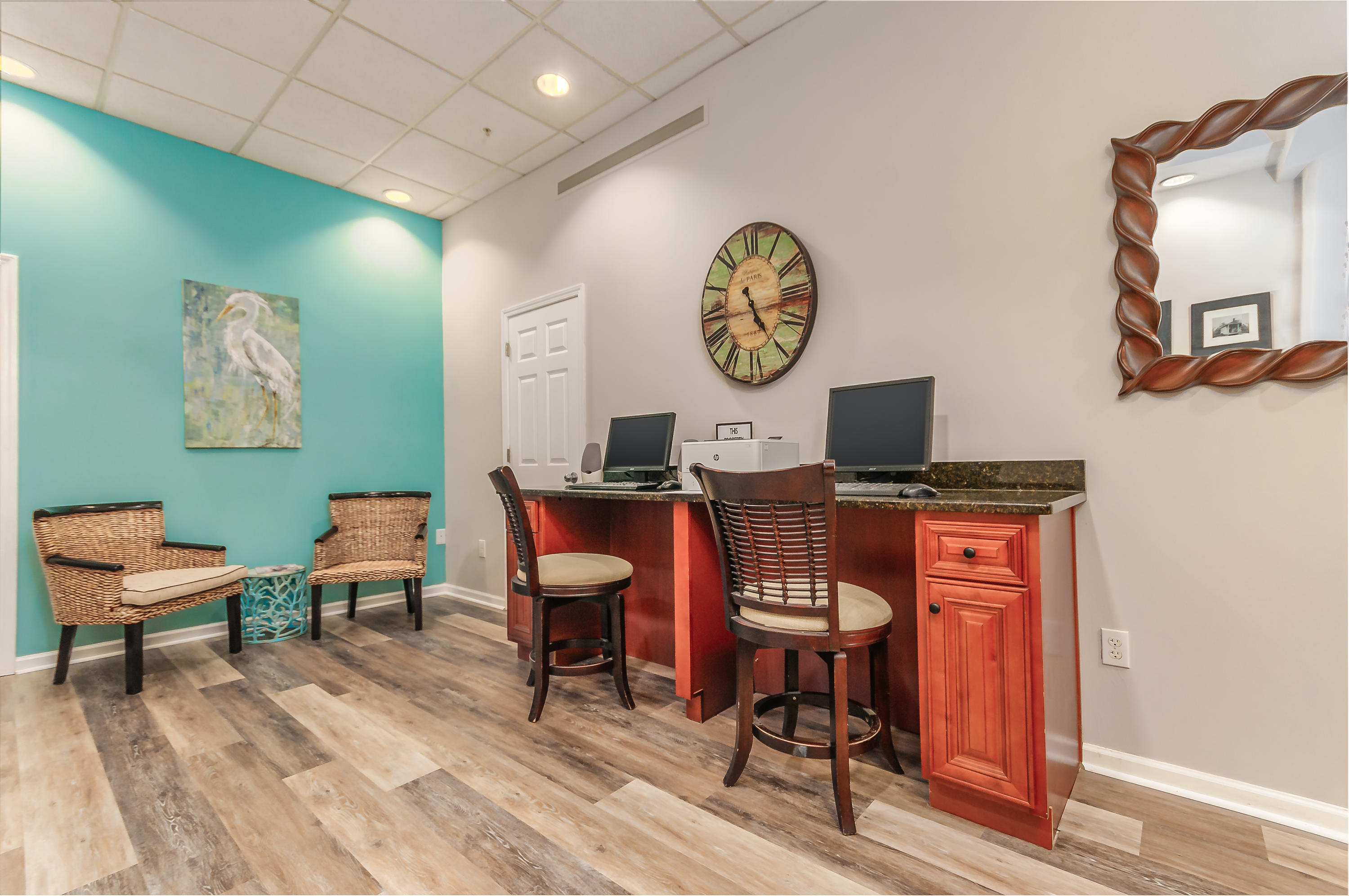 SUMMERCHASE CONDO

Inn at Crystal Beach - Residential