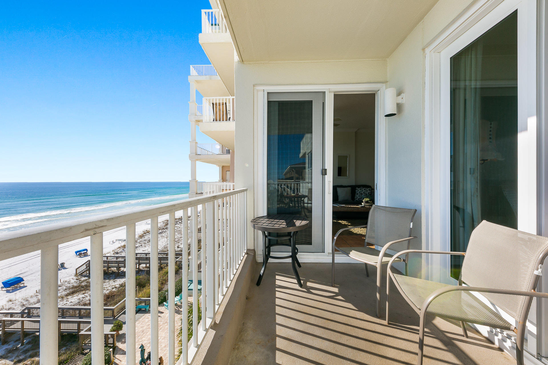 SUMMERCHASE CONDO

Inn at Crystal Beach - Residential