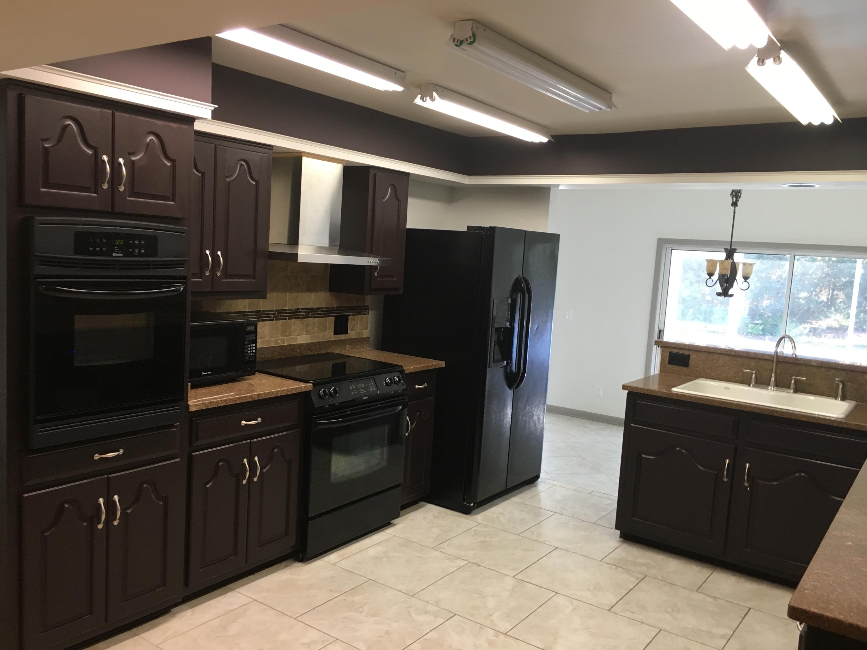 INDIAN BAYOU - Residential Lease