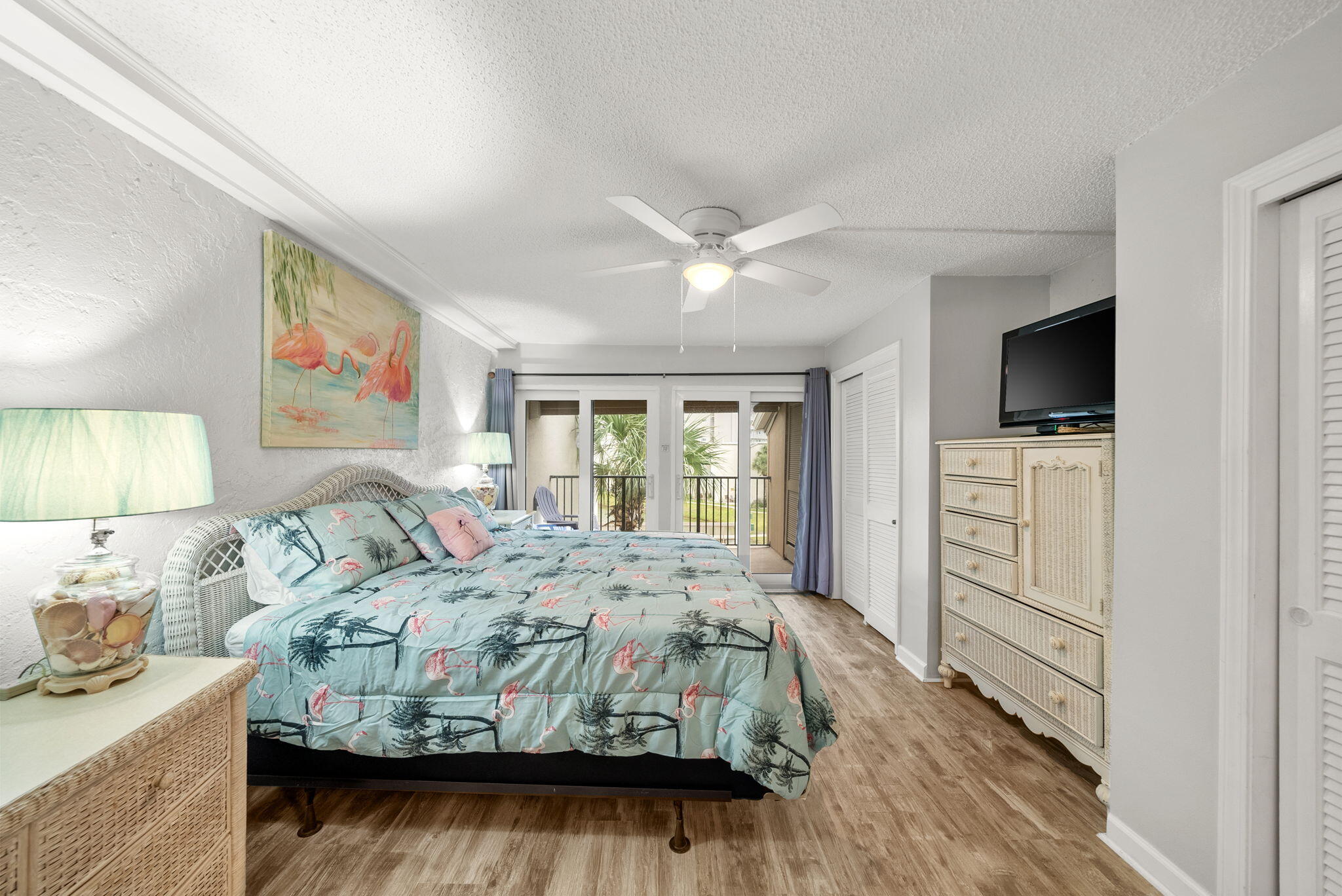 SUGAR BEACH T/H - Residential