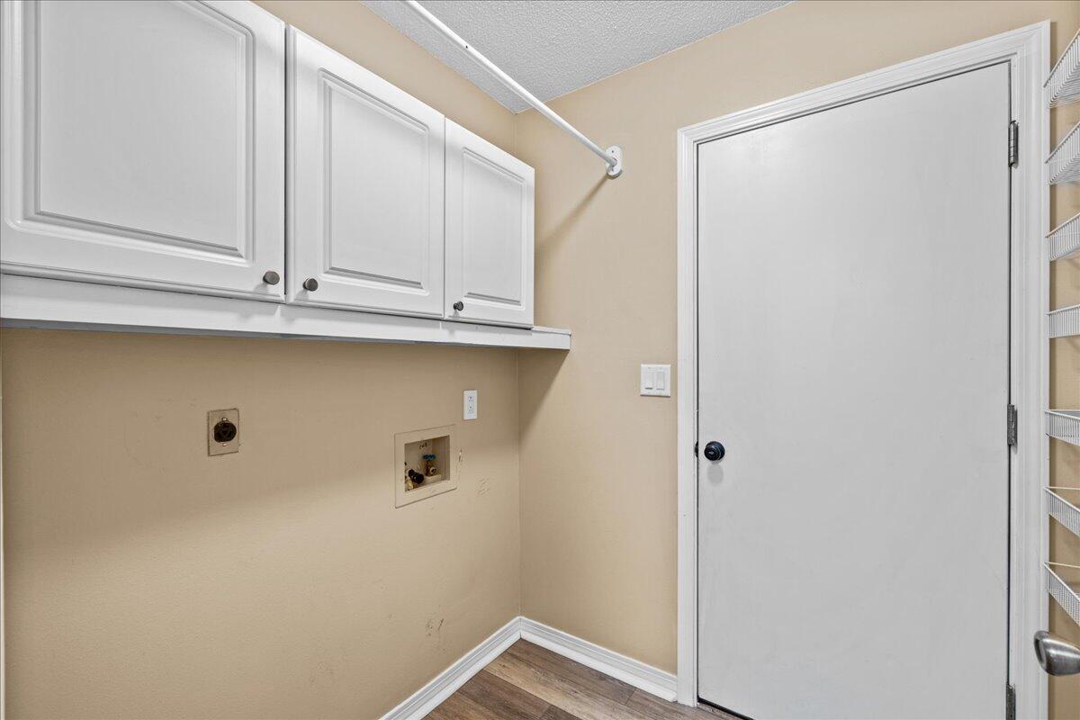 COUNTRYVIEW ESTATES - Residential