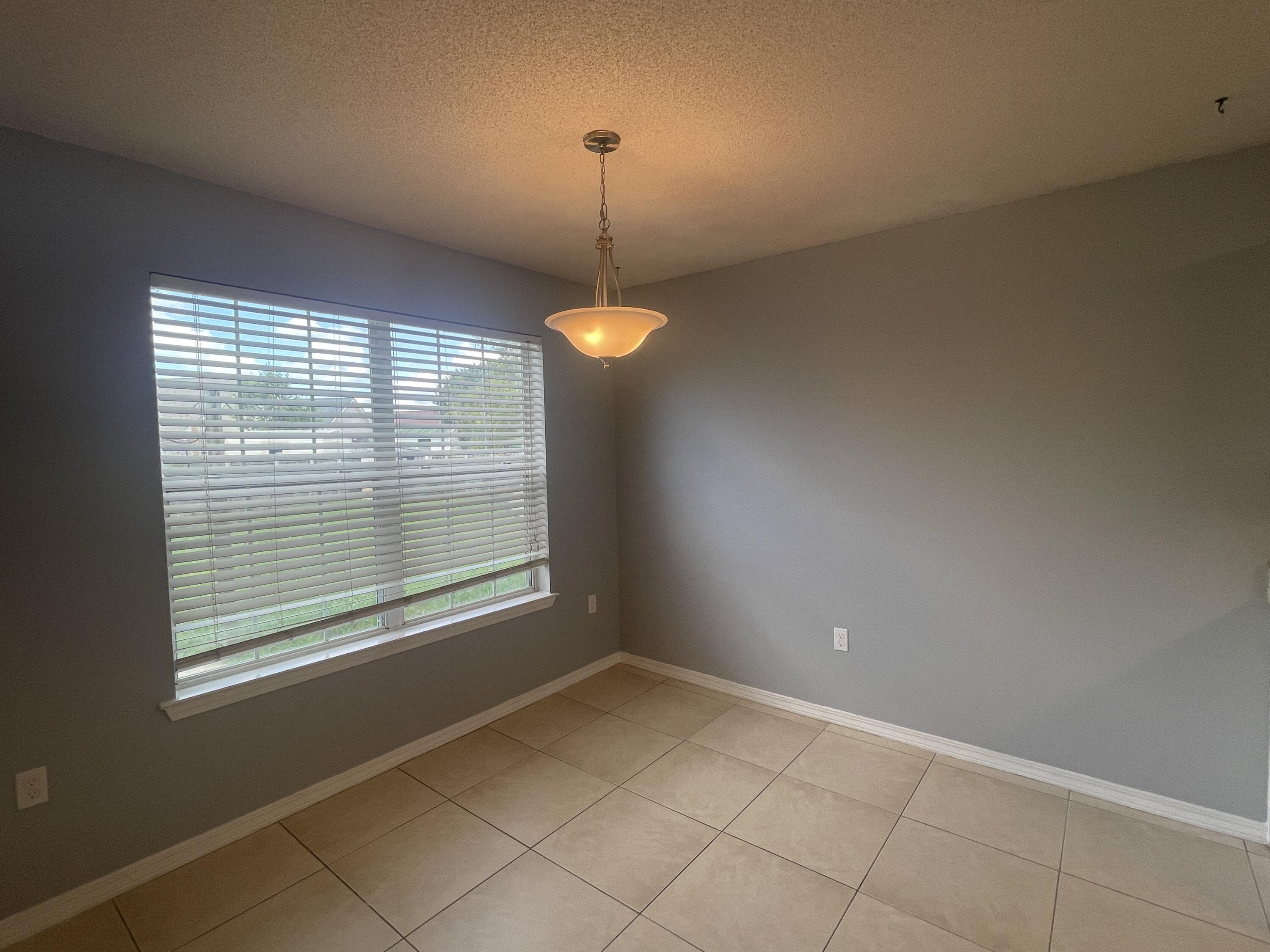 WATERFORD ESTATES S/D - Residential Lease