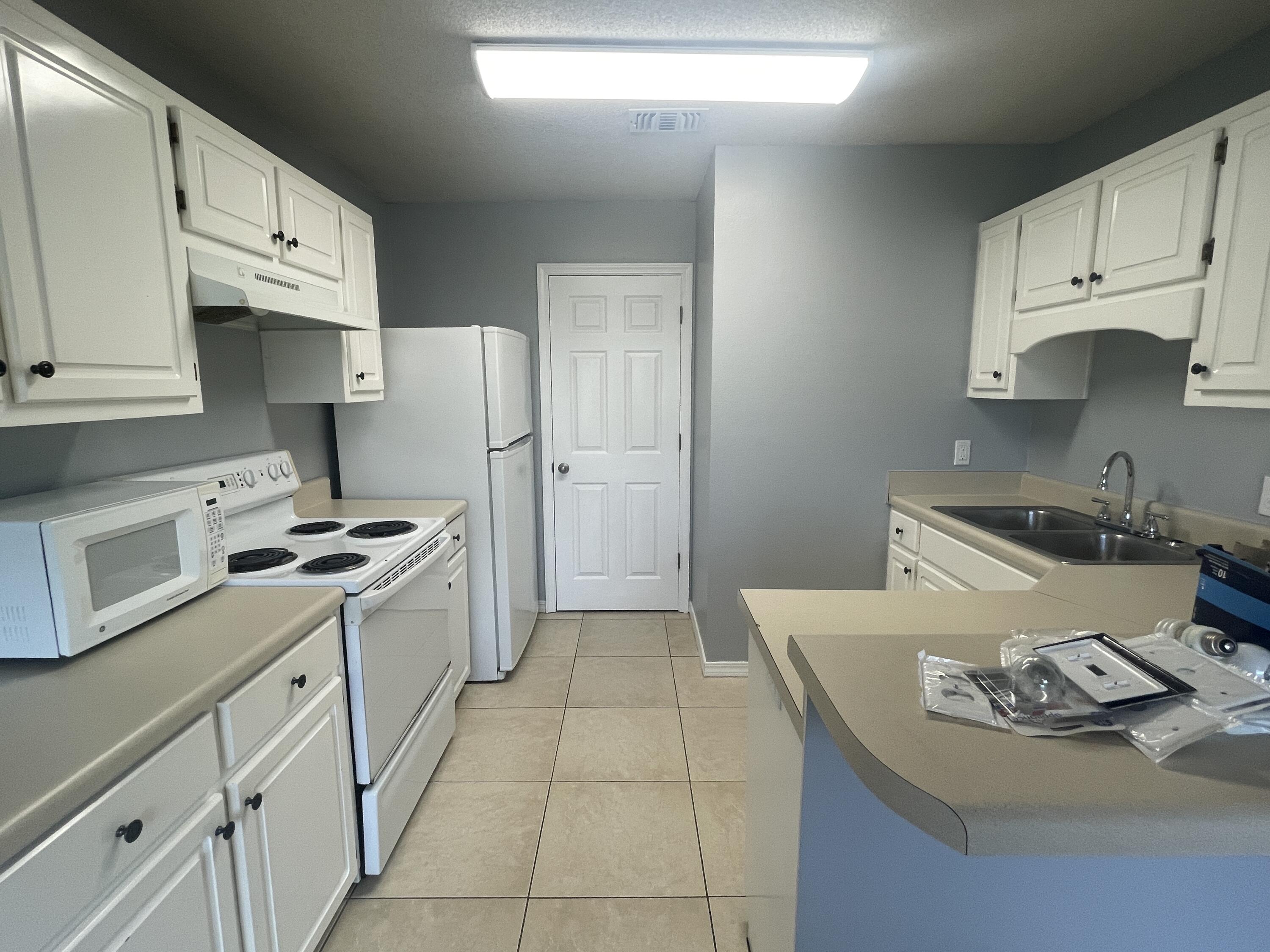 WATERFORD ESTATES S/D - Residential Lease