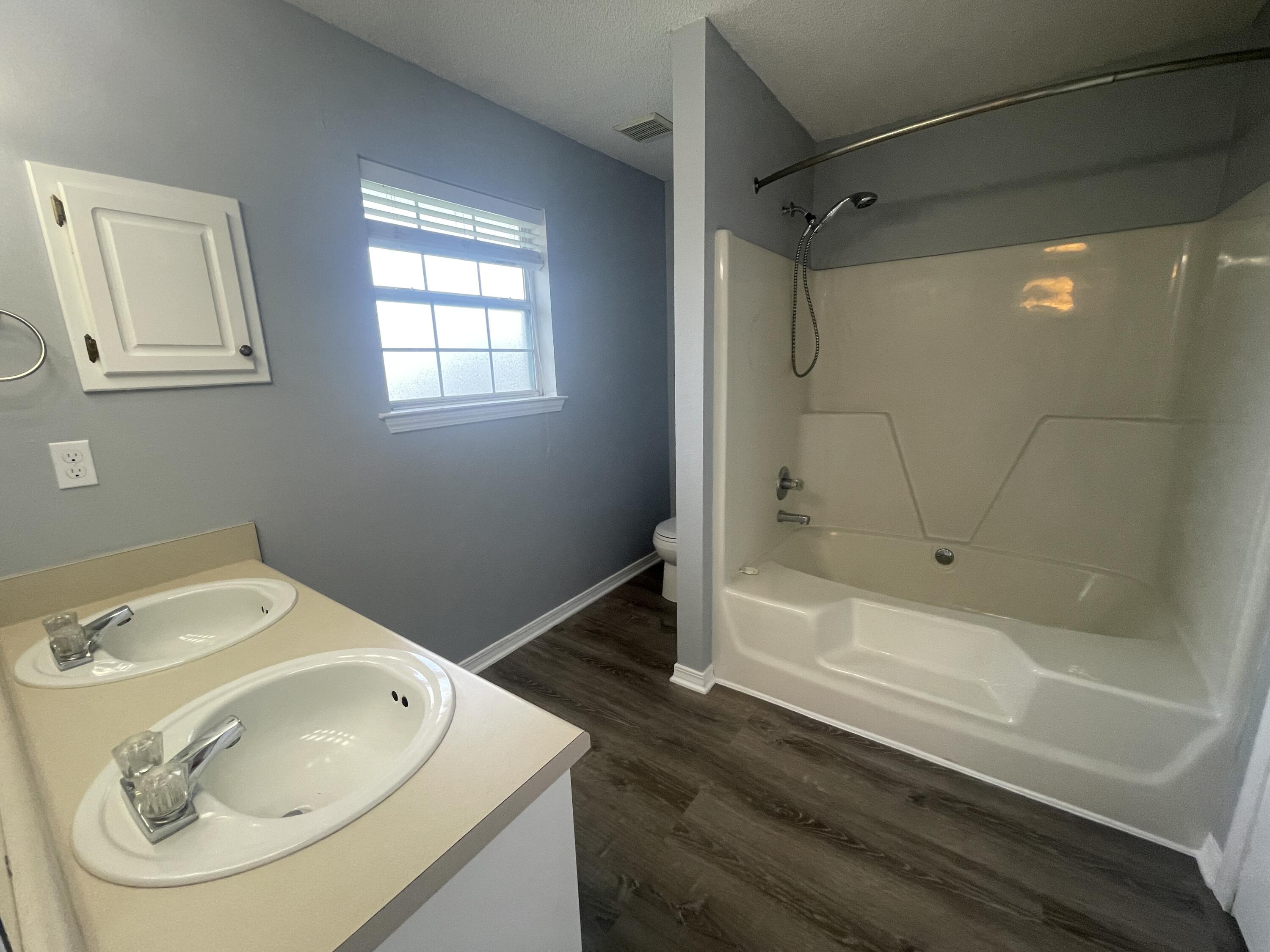 WATERFORD ESTATES S/D - Residential Lease