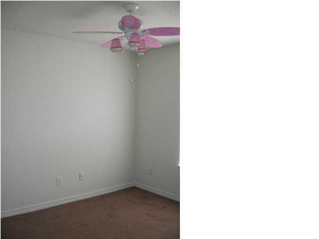 COUNTRYVIEW ESTATES 9TH ADDN - Residential Lease