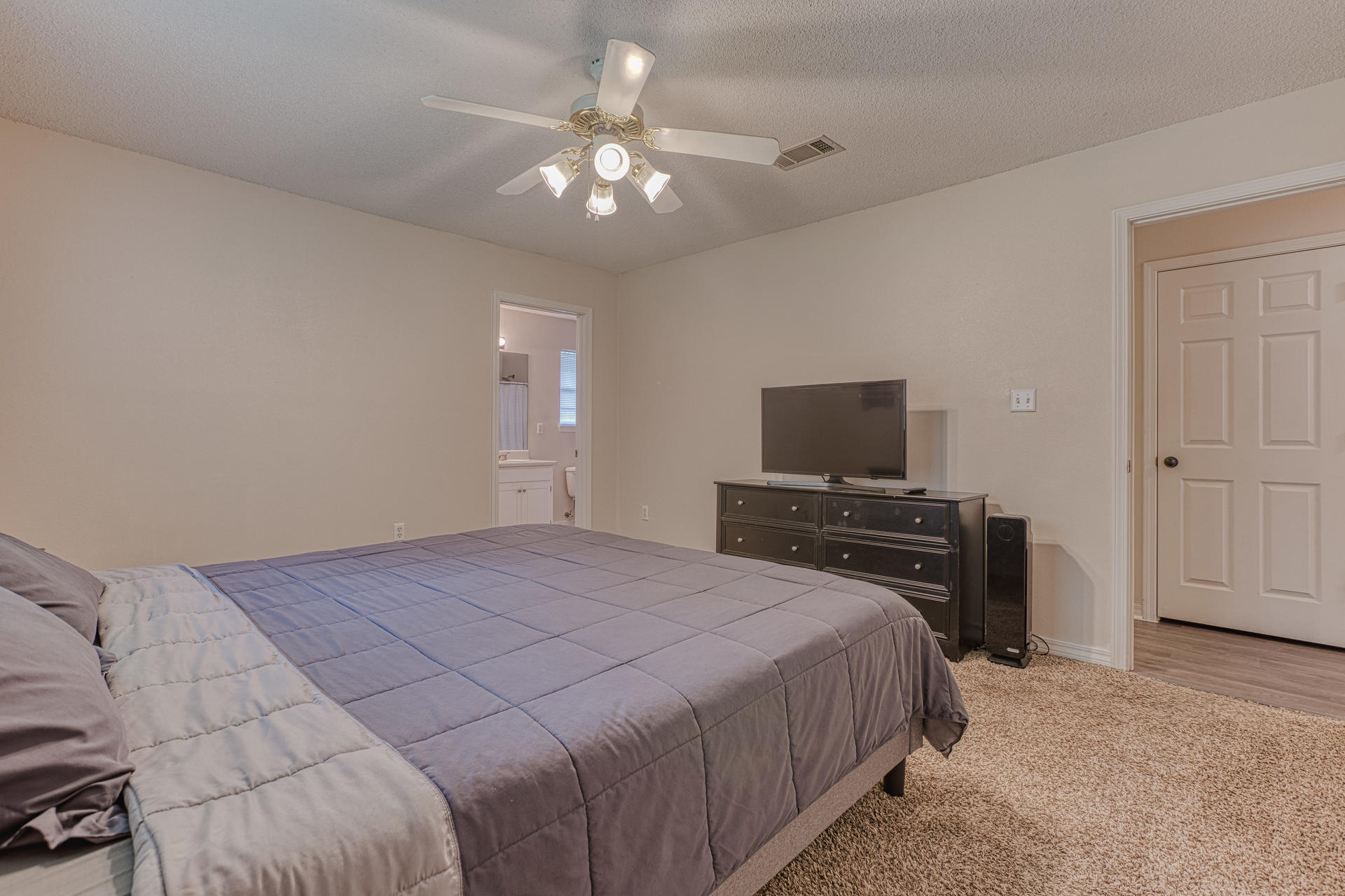 CHEROKEE BEND S/D - Residential Lease
