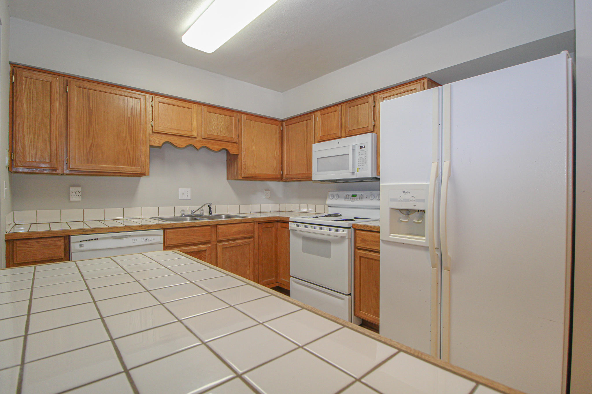 ELLIOTTS POINT RESUB - Residential Lease