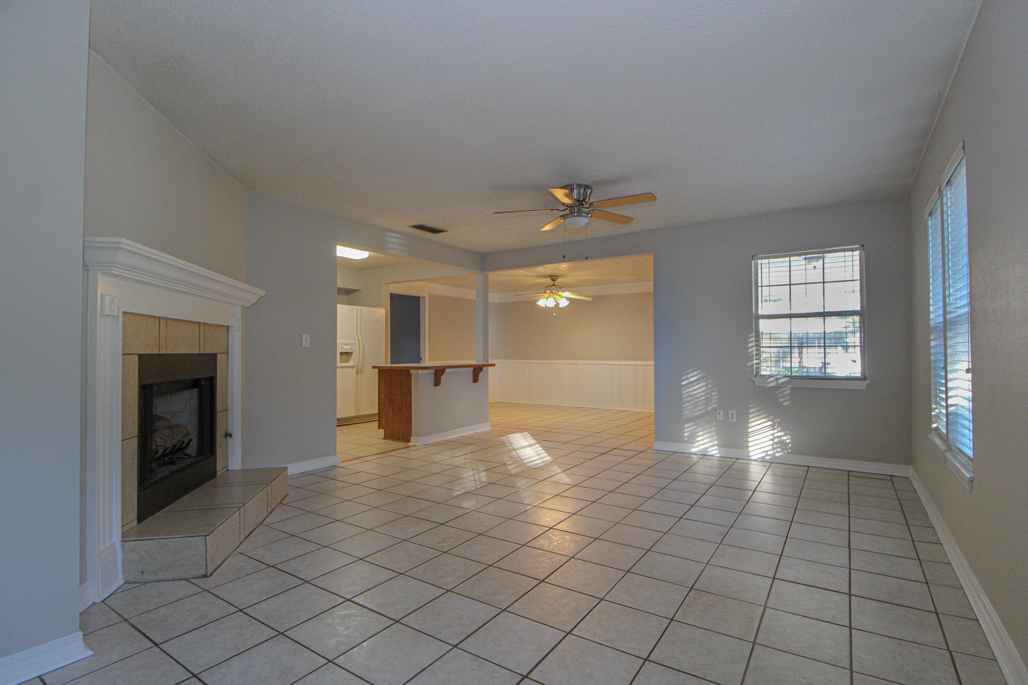 ELLIOTTS POINT RESUB - Residential Lease