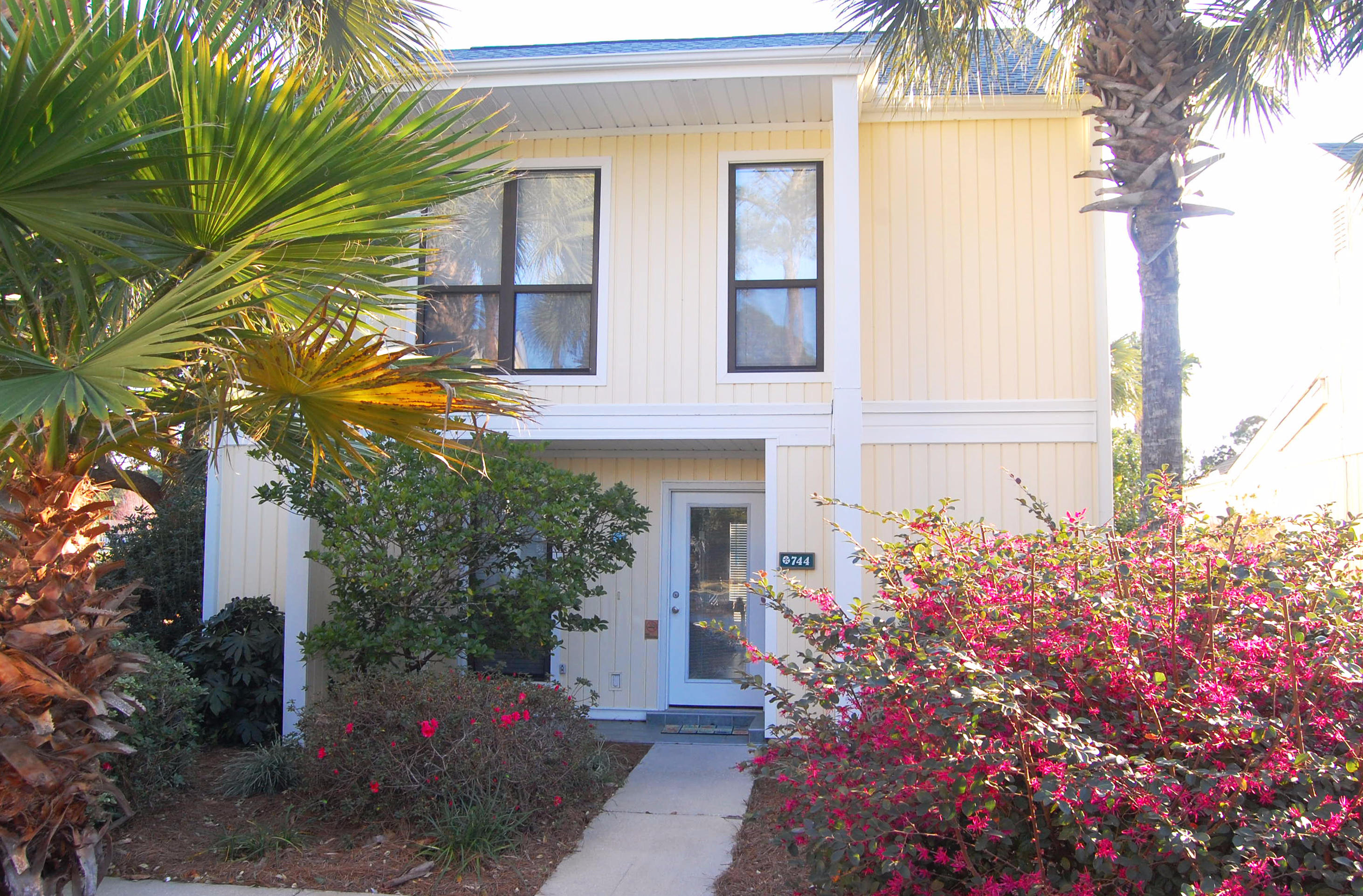 SANDPIPER VILLAGE - Residential