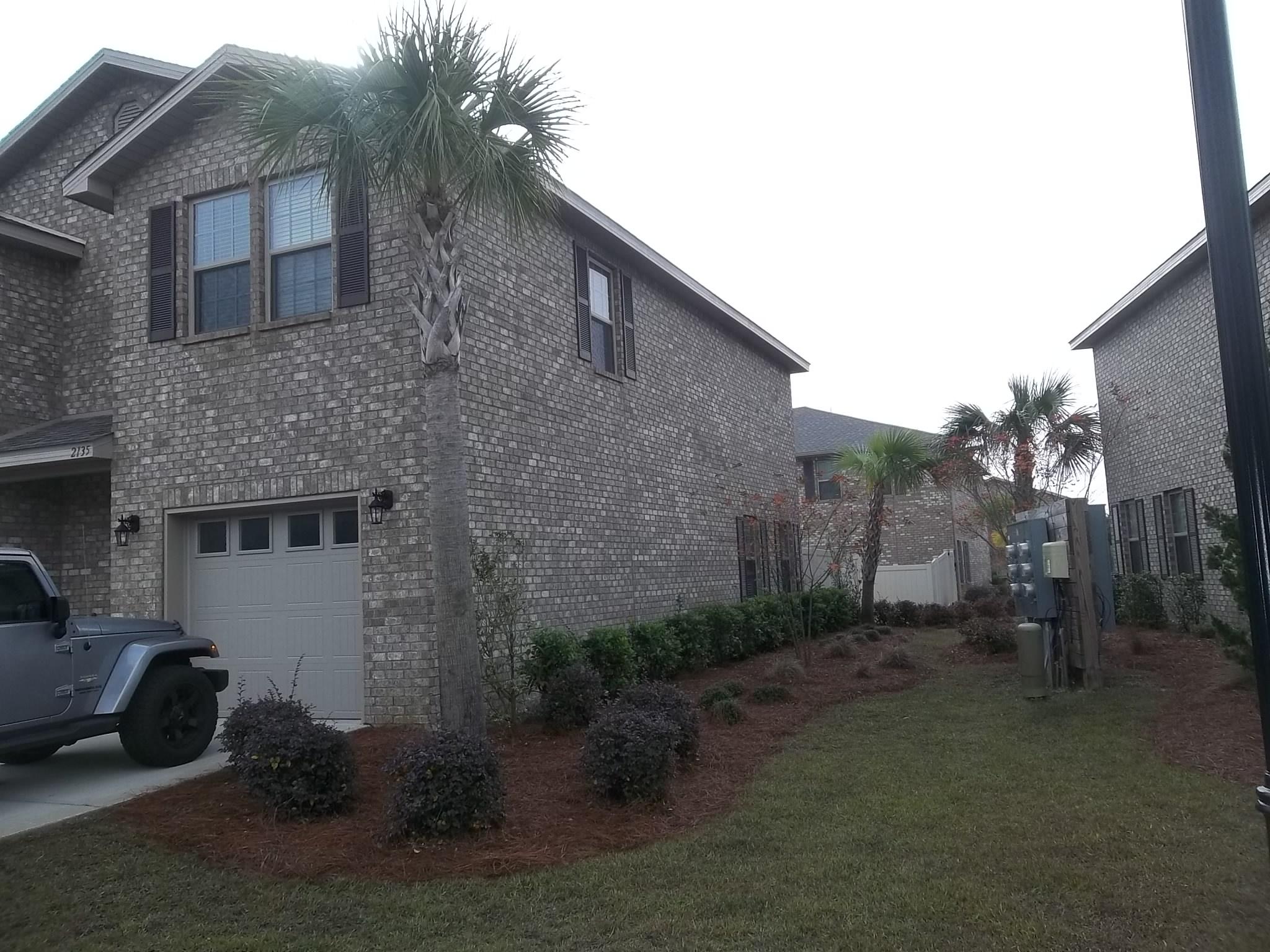 RESERVE POINTE - Residential
