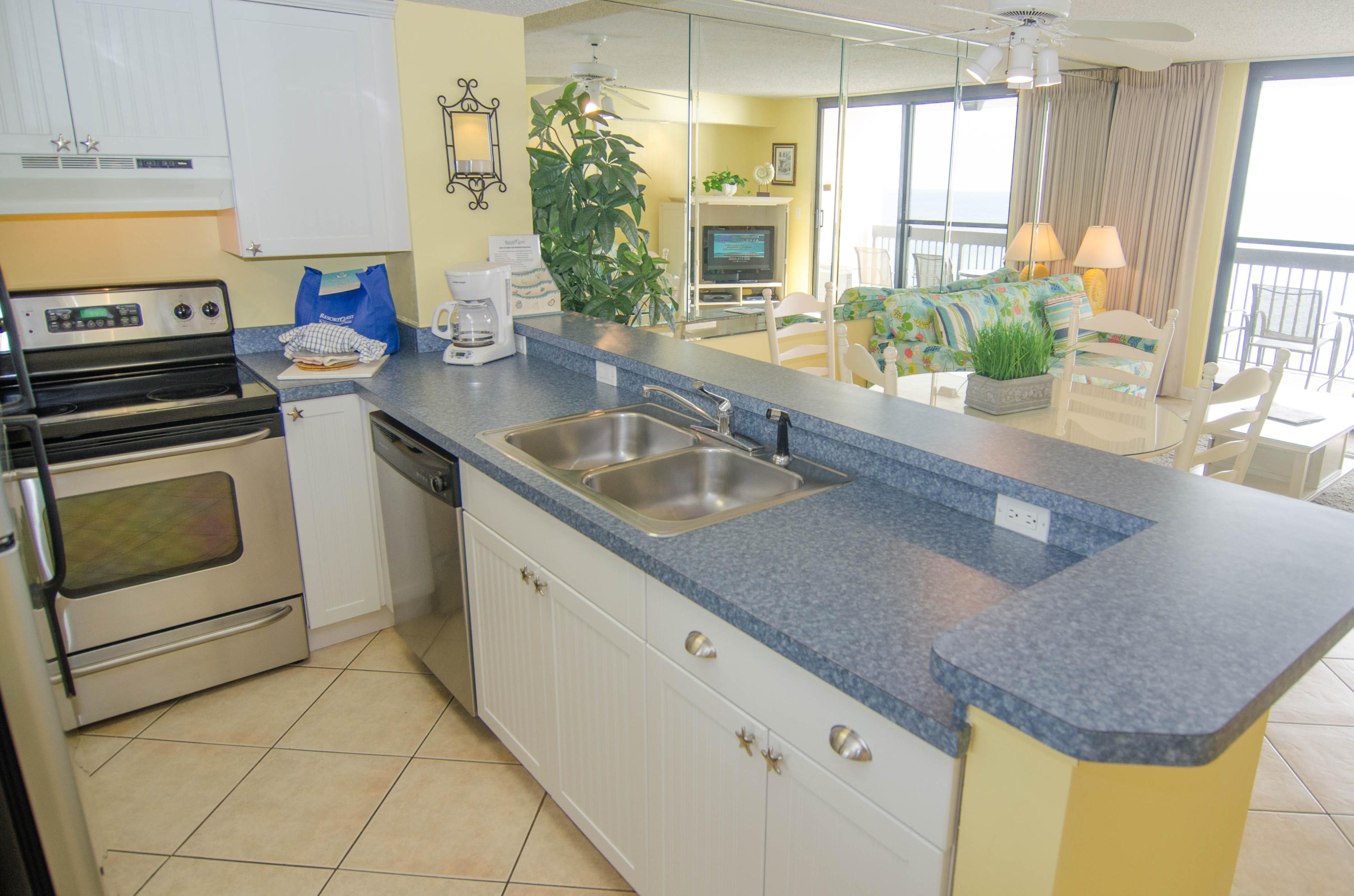 SUNDESTIN INTERNATIONAL CONDO - Residential