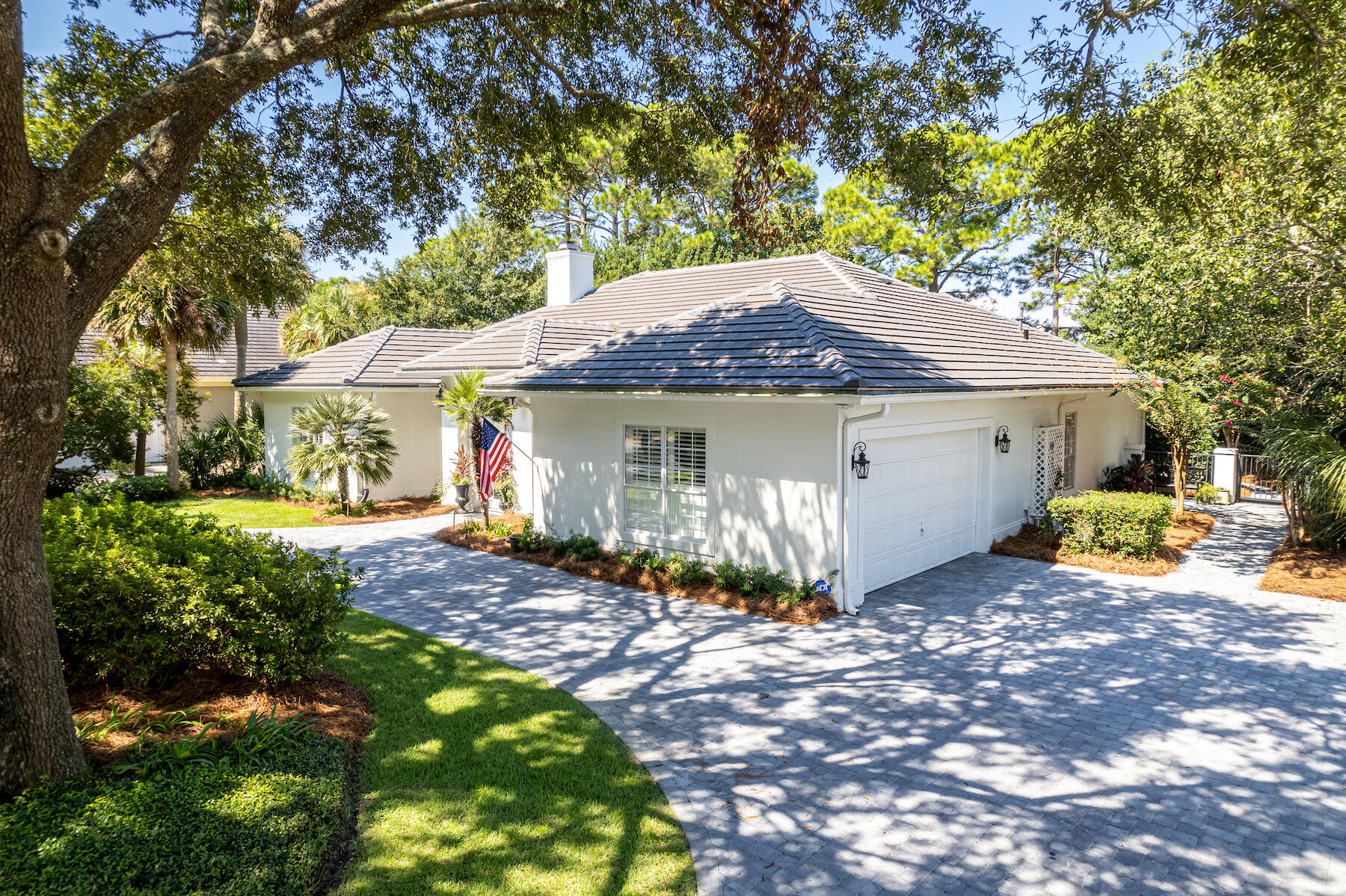 BAYTOWNE AVENUE - Residential
