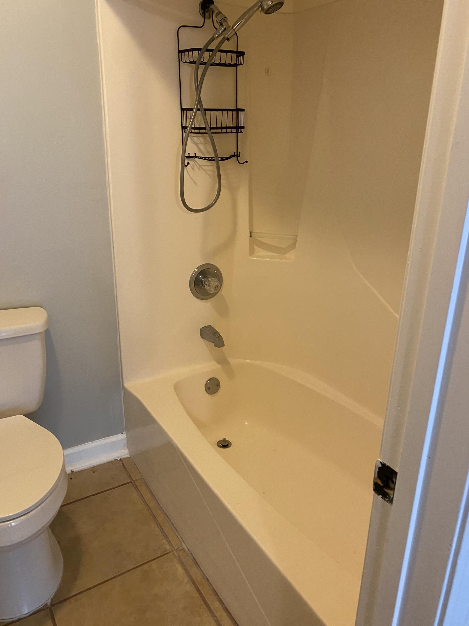 LAKESIDE CONDO AT BLUEWATER BAY - Residential Lease