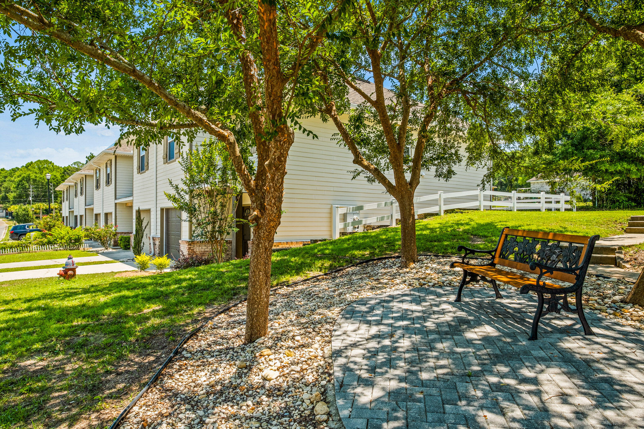 Beautiful updated end unit townhome in Arbor Lake pool community.  Freshly painted throughout.  The baths have all new fixtures, and flooring. There are all new light and plumbing fixtures throughout. New contemporary luxury vinyl planks makes this home so warm and inviting with new carpet upstairs. The exterior has  beautiful landscaping. Enjoy some of the community amenities at Arbor Lake, to include on-site walking trails, a fish pond, and refreshing salt water pool Buyer to verify all pertinent information including sq. ft. and lot dimension.
