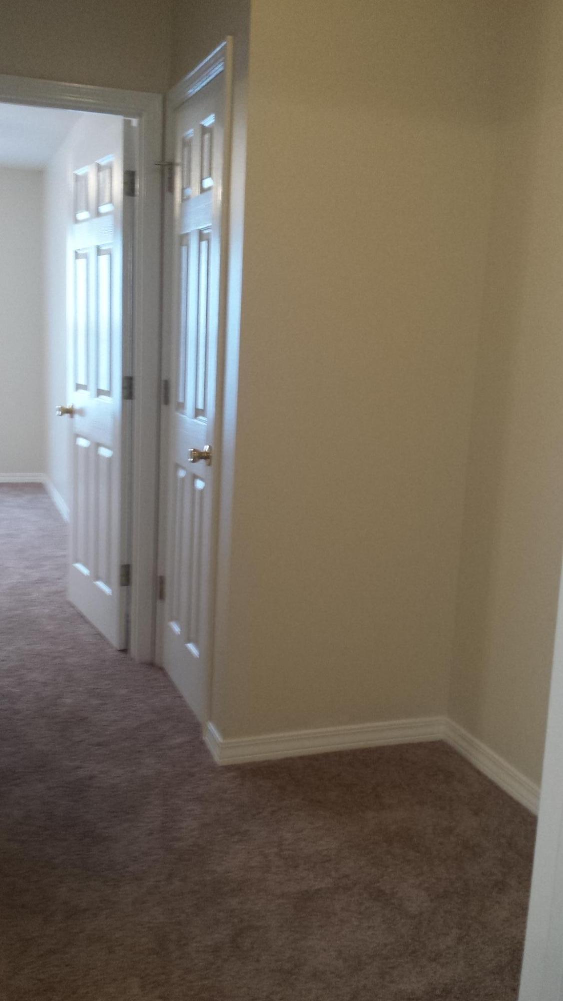 VALPARAISO PINECREST 5 - Residential Lease