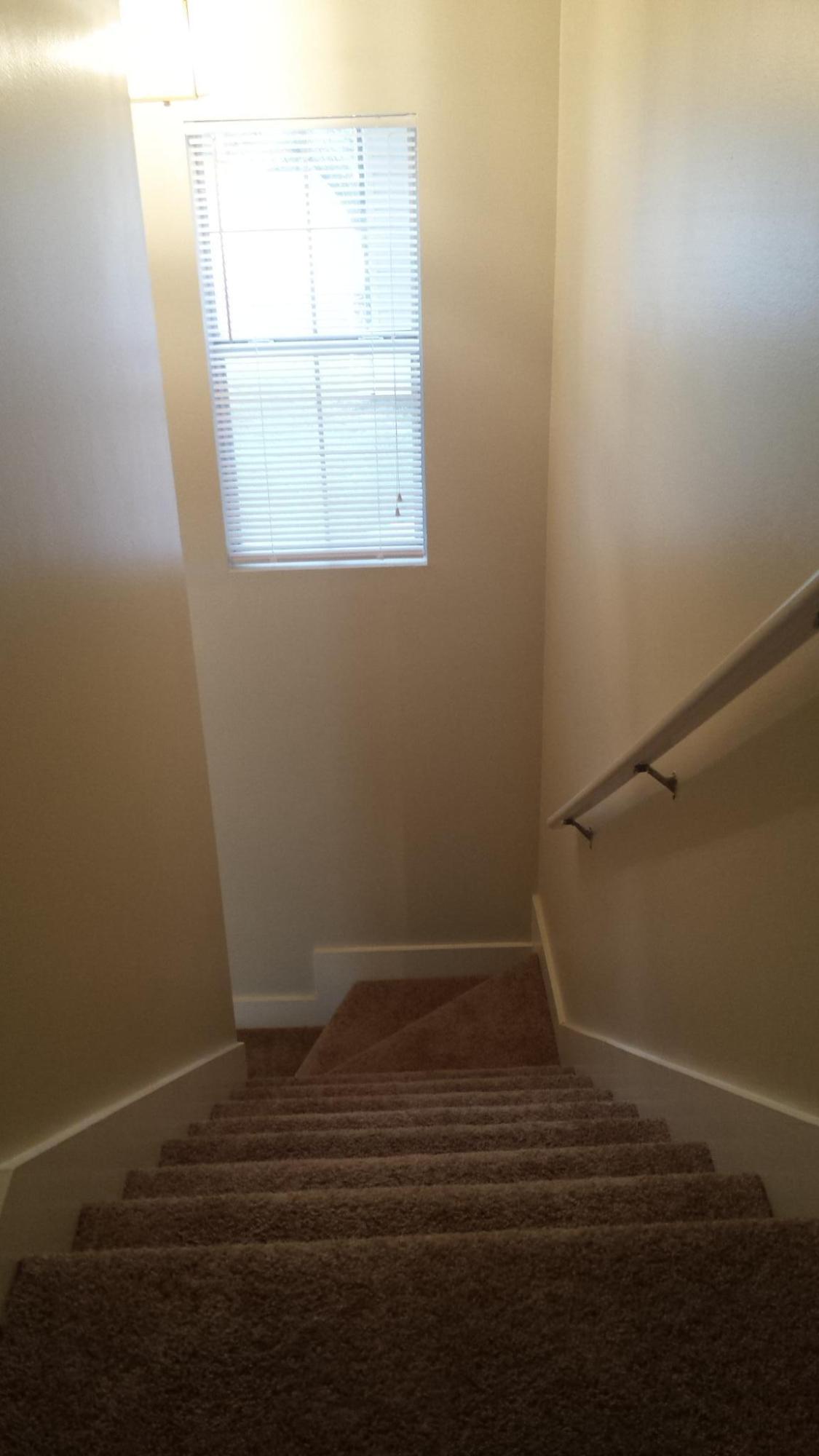 VALPARAISO PINECREST 5 - Residential Lease