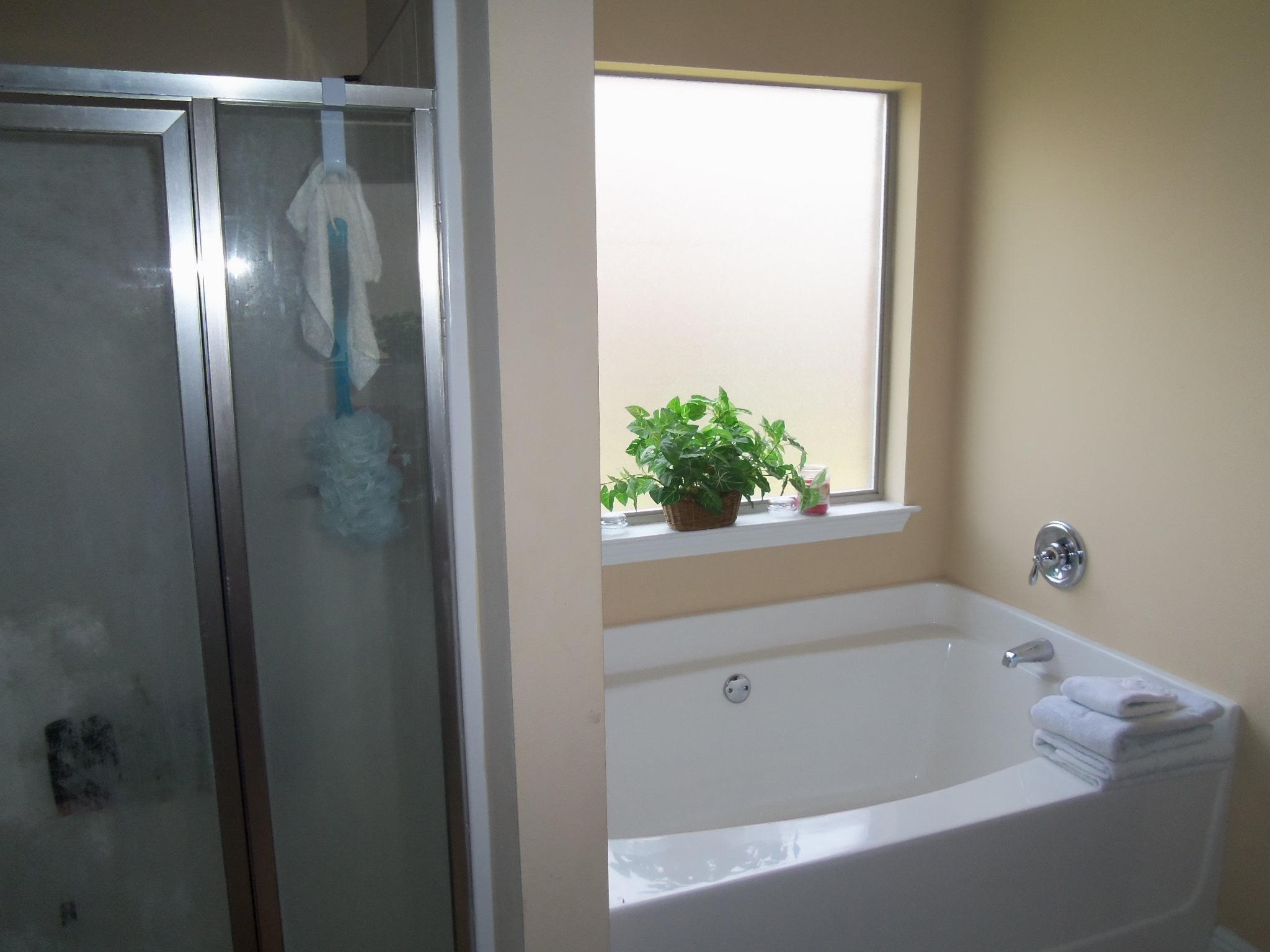 LIBERTY OAKS - Residential Lease