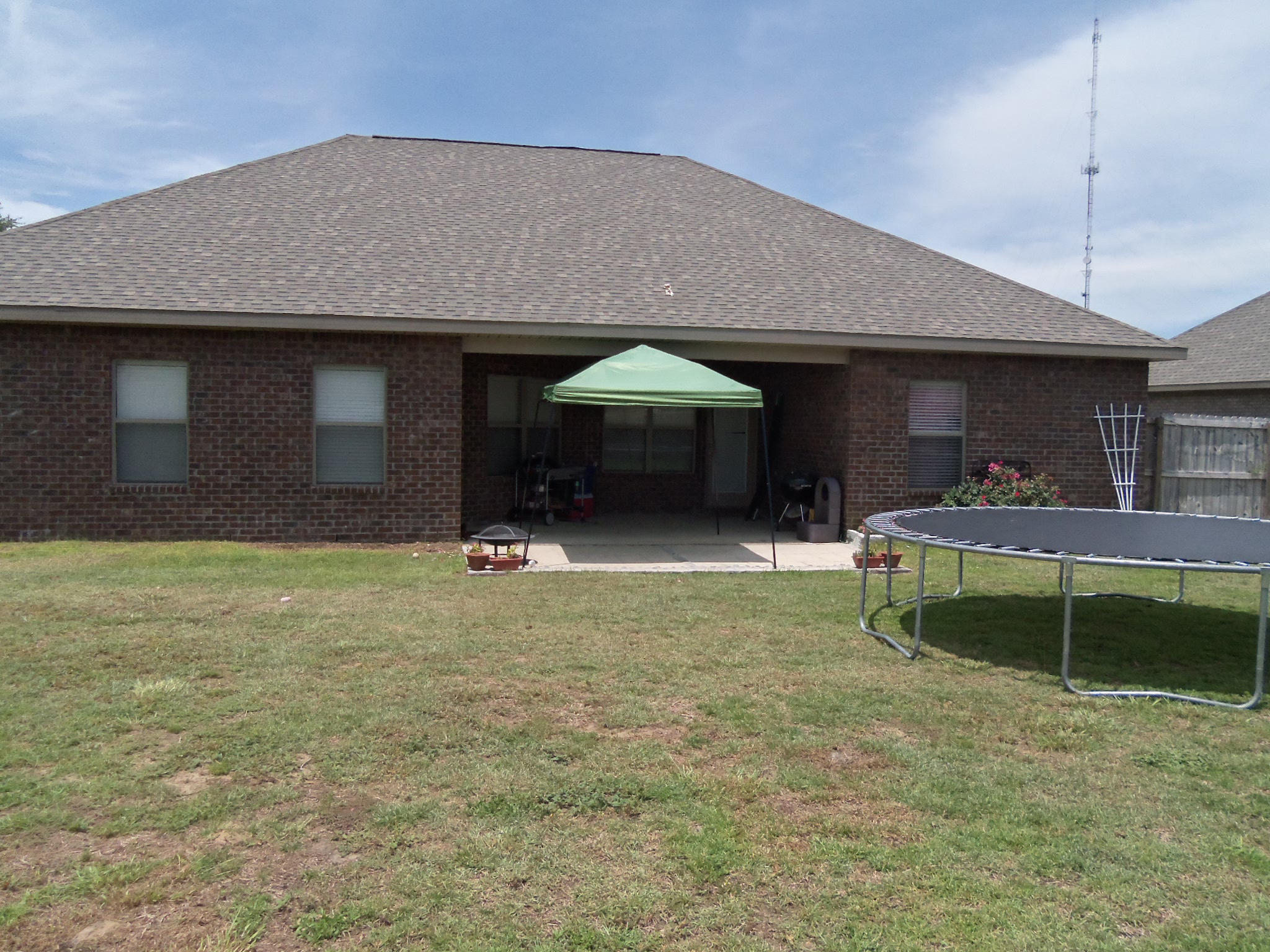 LIBERTY OAKS - Residential Lease