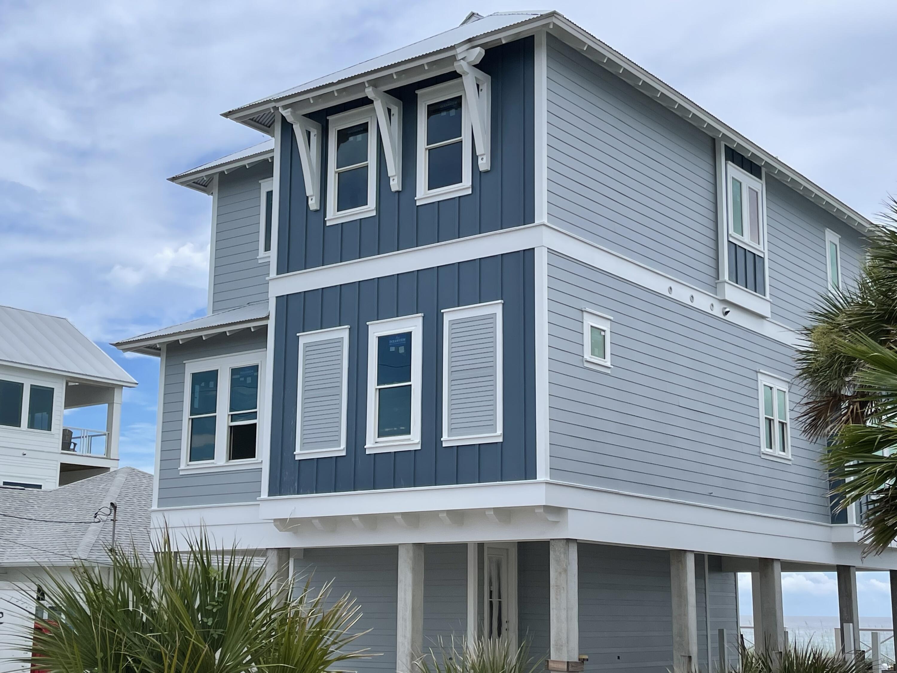 LULLWATER BEACH - Residential