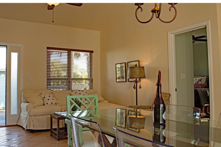 CRYSTAL BEACH COTTAGES - Residential