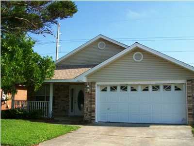 This 3 bedroom/ 2 bath home is located in the Sunsail Subdivision and has access to the community pool. It has a fireplace, 2-car garage, and washer/dryer connections. Within walking distance to the beach and a short drive to many of Destin's premier restaurants and shopping plazas, Sunsail Circle is the spot for you. Owner may consider pet under 30 lbs with a $400.00 Non Refundable Pet Fee
