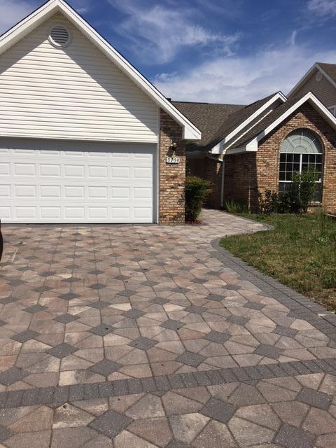HARBOR BREEZE - Residential