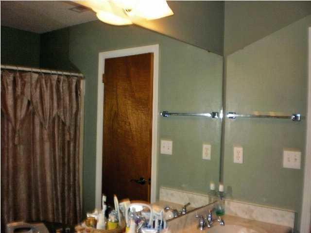 SWEETBRIAR STATION S/D - Residential Lease