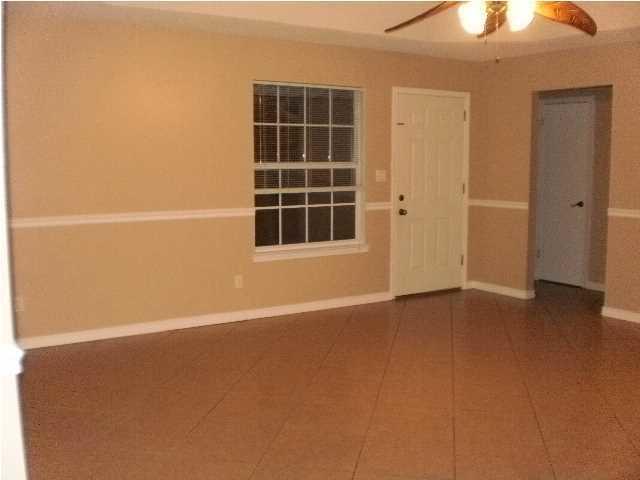 SWEETBRIAR STATION S/D - Residential Lease