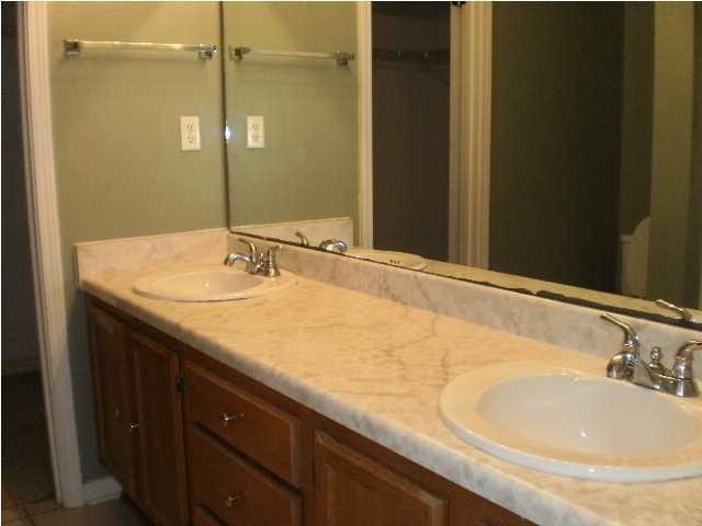SWEETBRIAR STATION S/D - Residential Lease