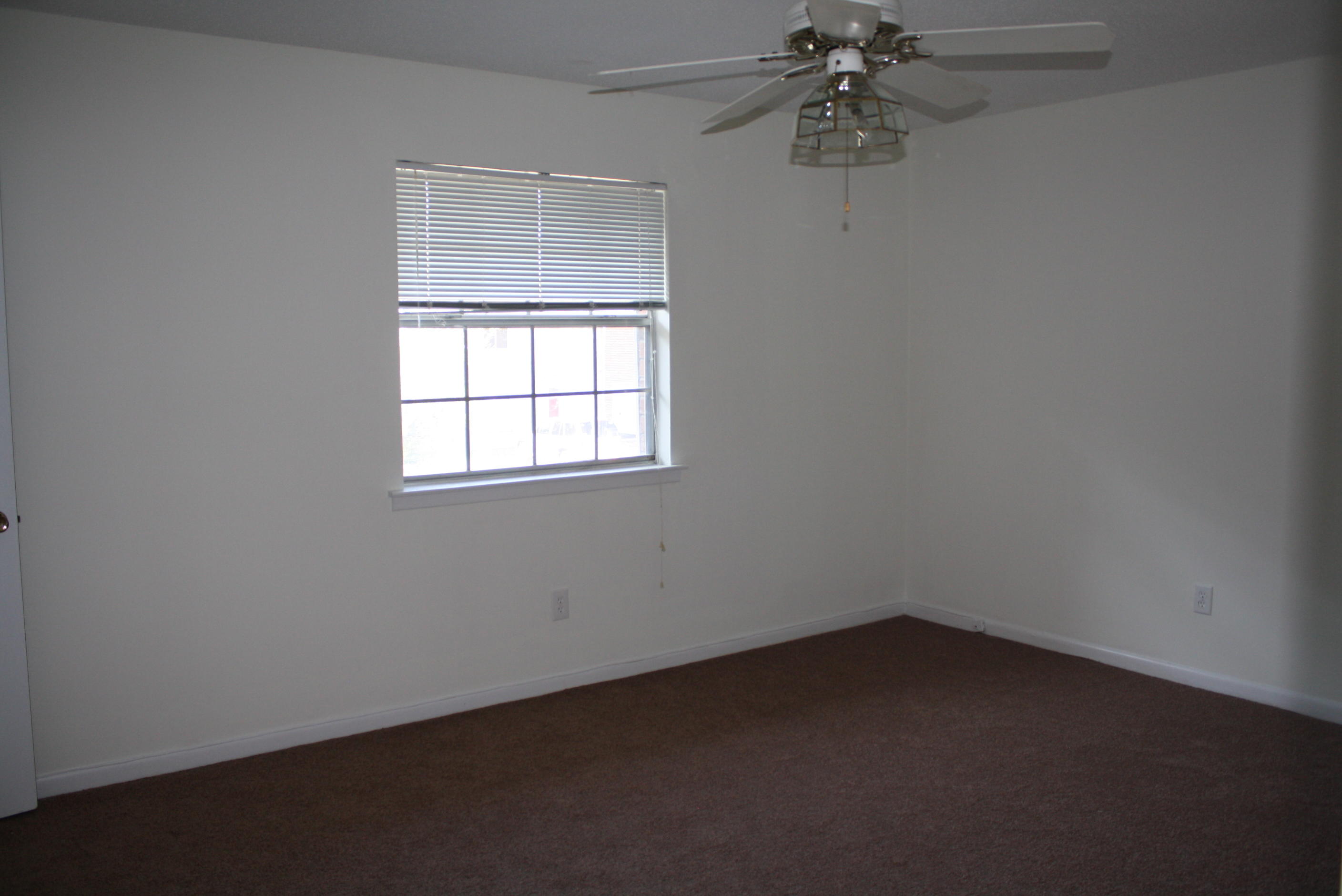 VALENCIA ARMS - Residential Lease
