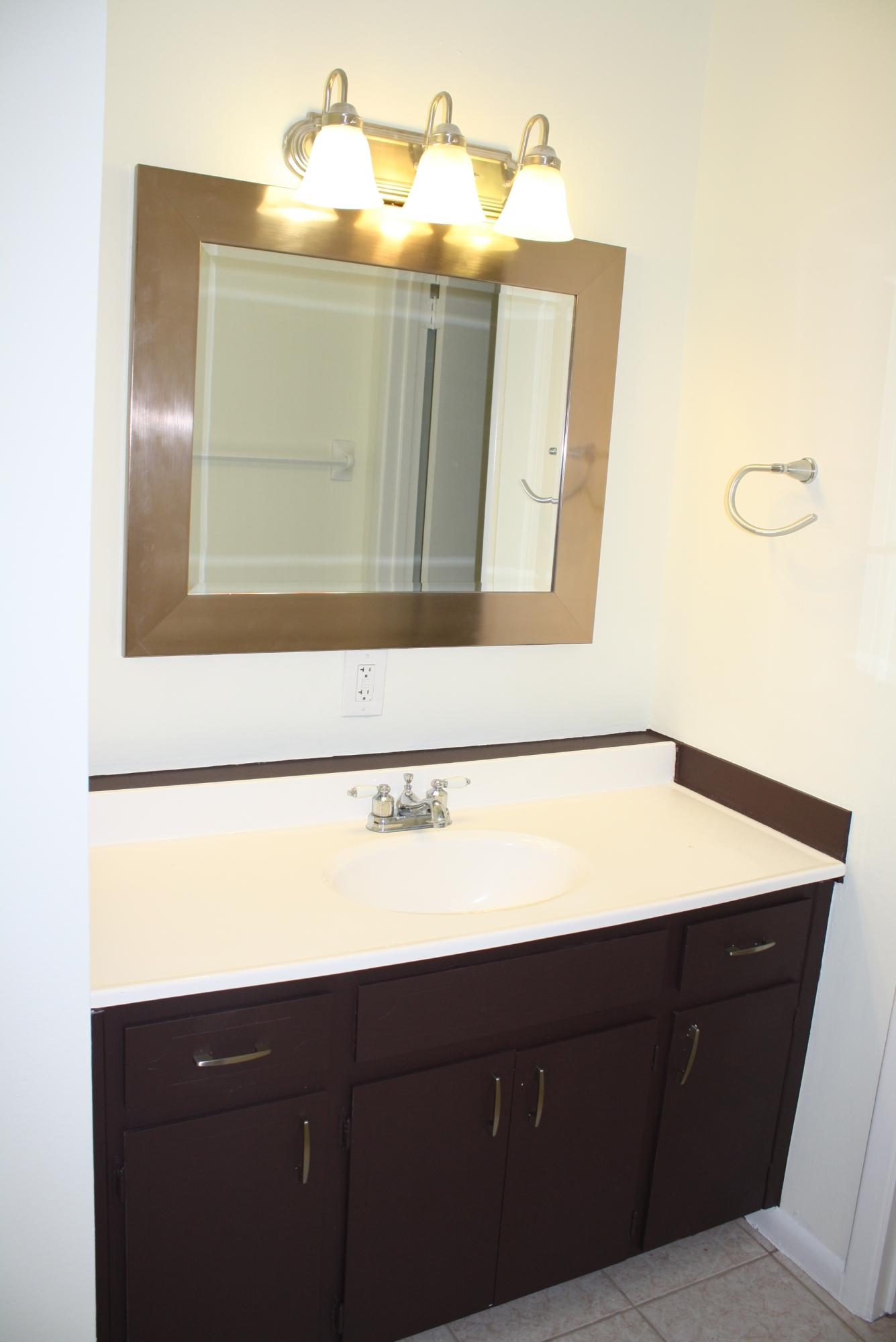 VALENCIA ARMS - Residential Lease