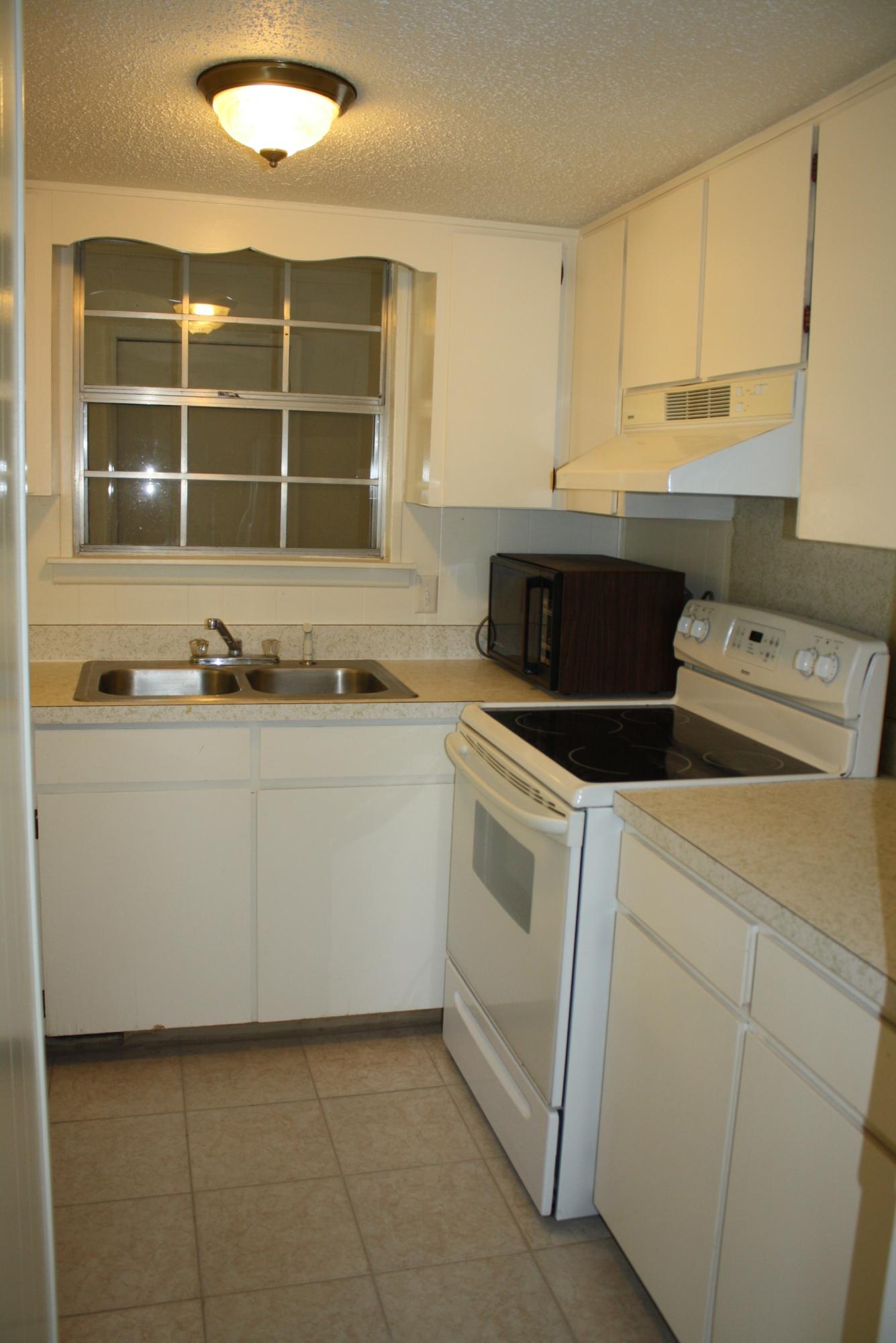 VALENCIA ARMS - Residential Lease