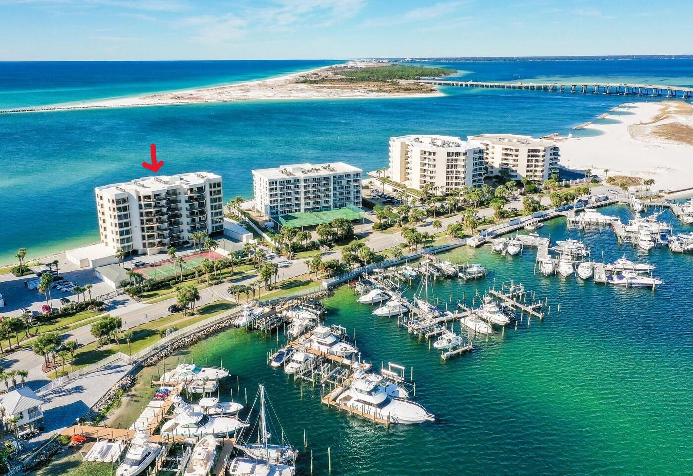 WATERVIEW TOWERS YACHT CLUB - Residential